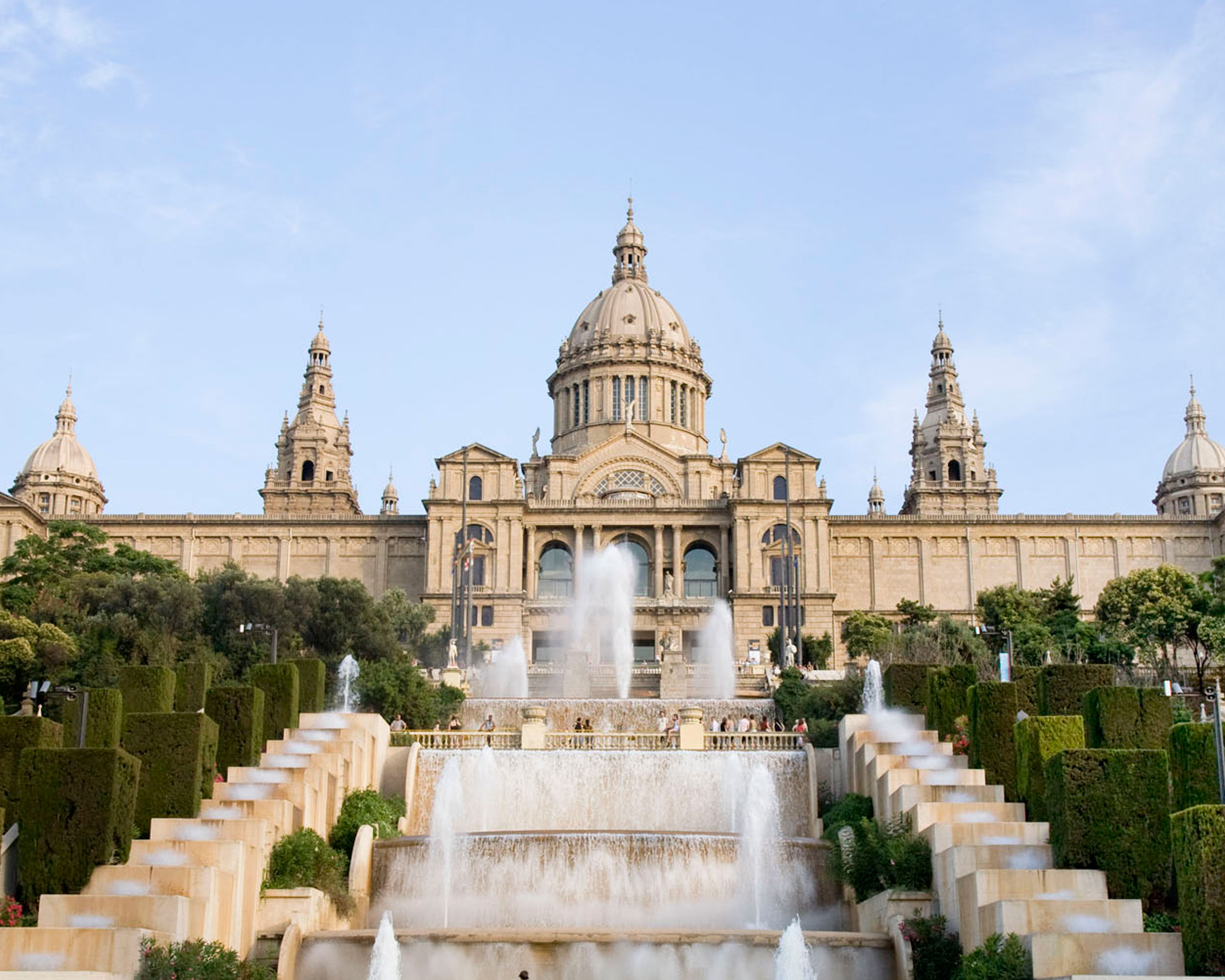 Nacional d’Art de Catalunya Visita el Museu Nacional