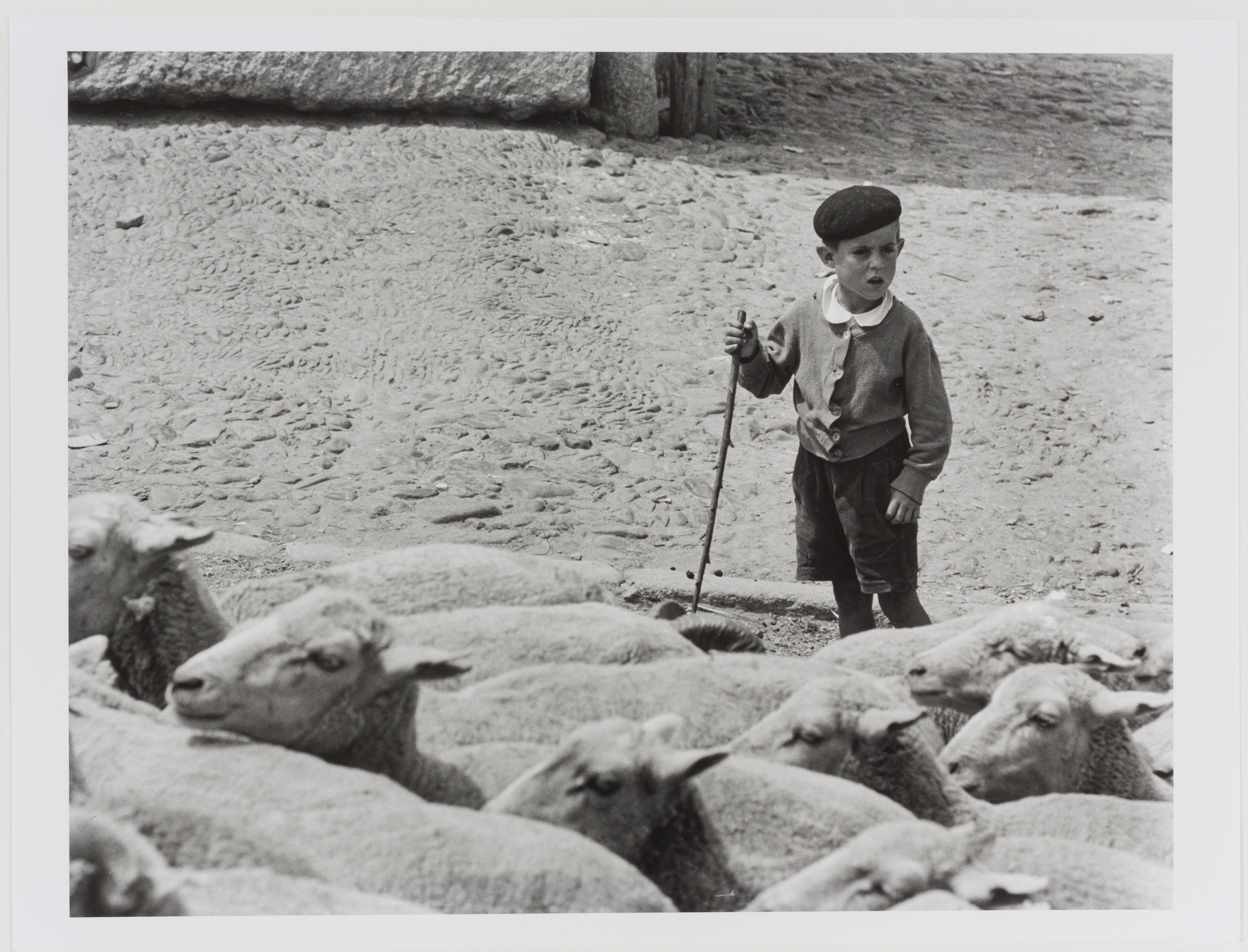 Oriol Maspons - Fotografia per al llibre «Caminando por Las Hurdes», d'Antonio Ferres i Armando López Salinas - 1960 (tiratge posterior) image for: Oriol Maspons - Fotografia per al llibre «Caminando por Las Hurdes», d'Antonio Ferres i Armando López Salinas - 1960 (tiratge posterior)