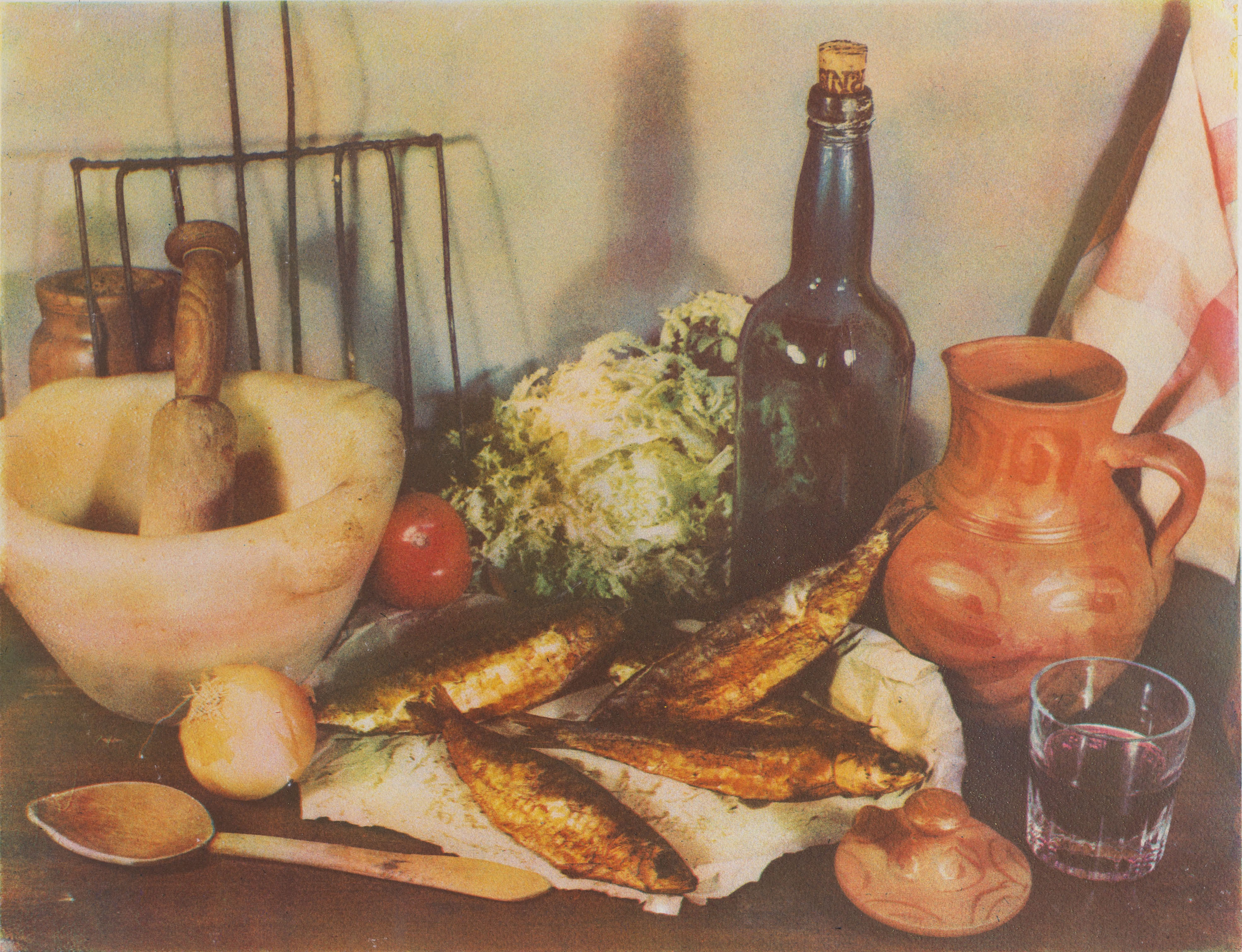 image for: Josep Maria Casals i Ariet - Natura morta amb graella, morter, ampolla de vi i peixos - No datat