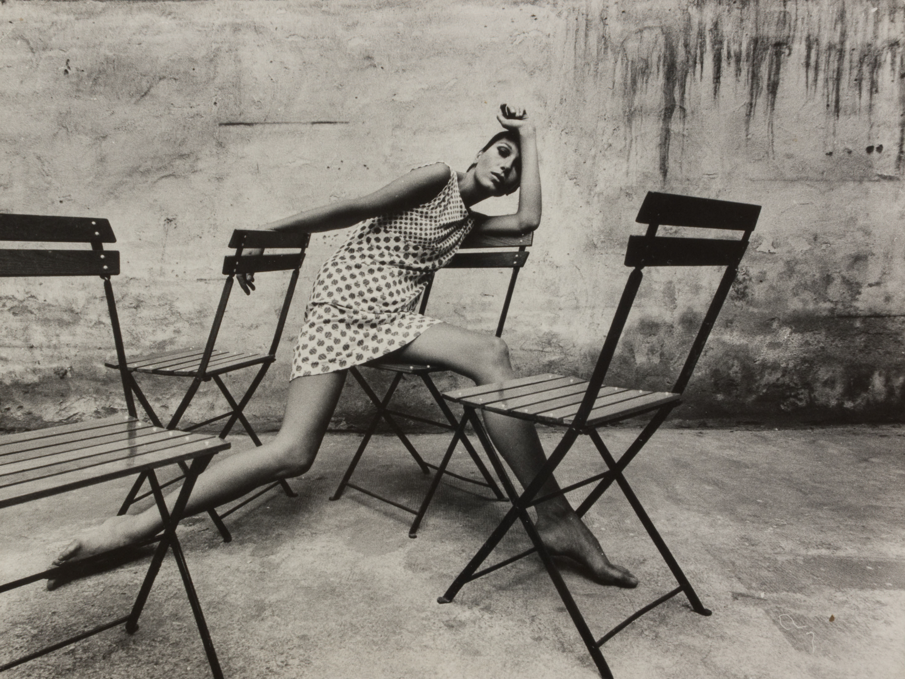 image for: Oriol Maspons - Elsa Peretti (Sillitas mágicas) - 1966