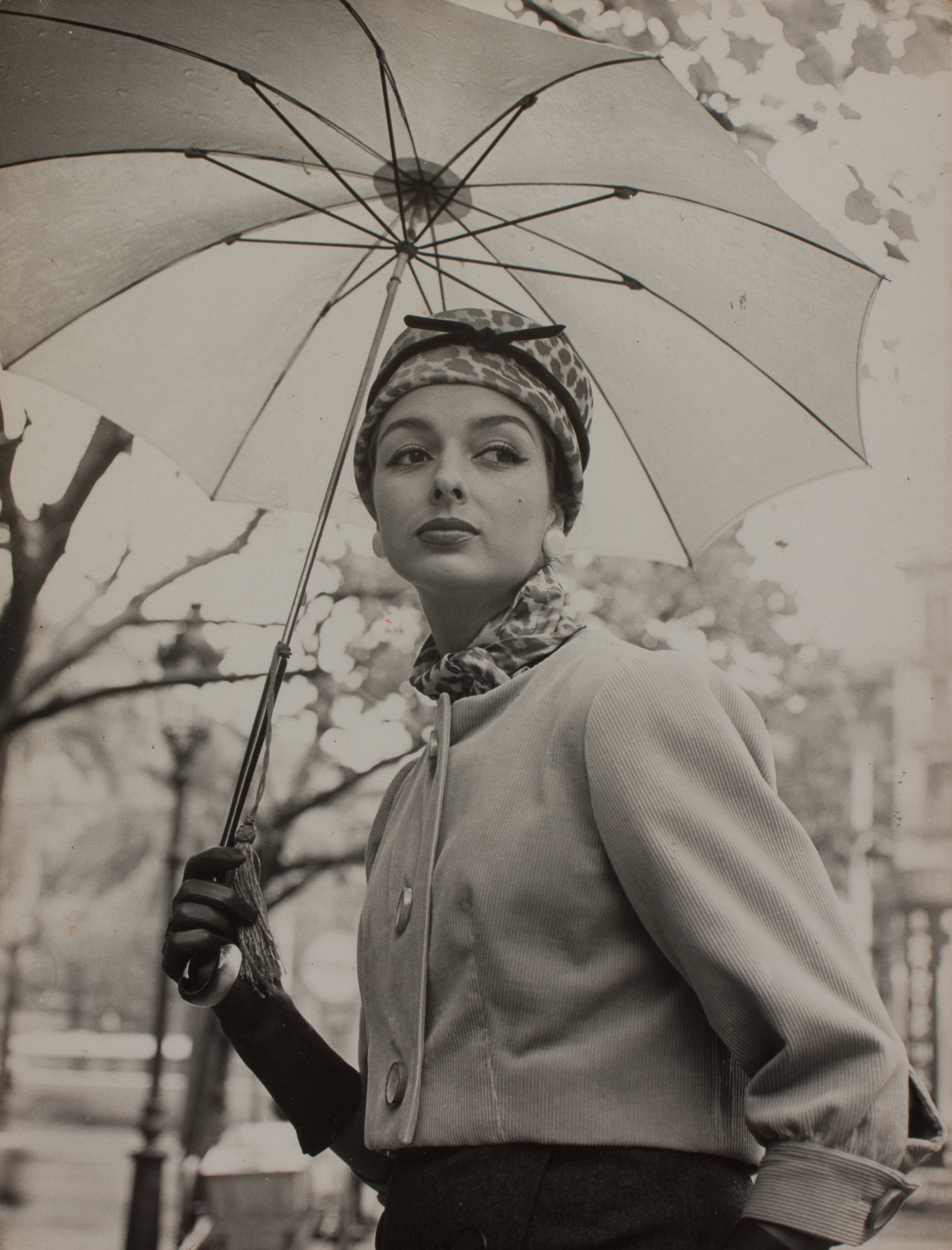 image for: Oriol Maspons - Fotografia publicitària (moda) - Cap a 1960