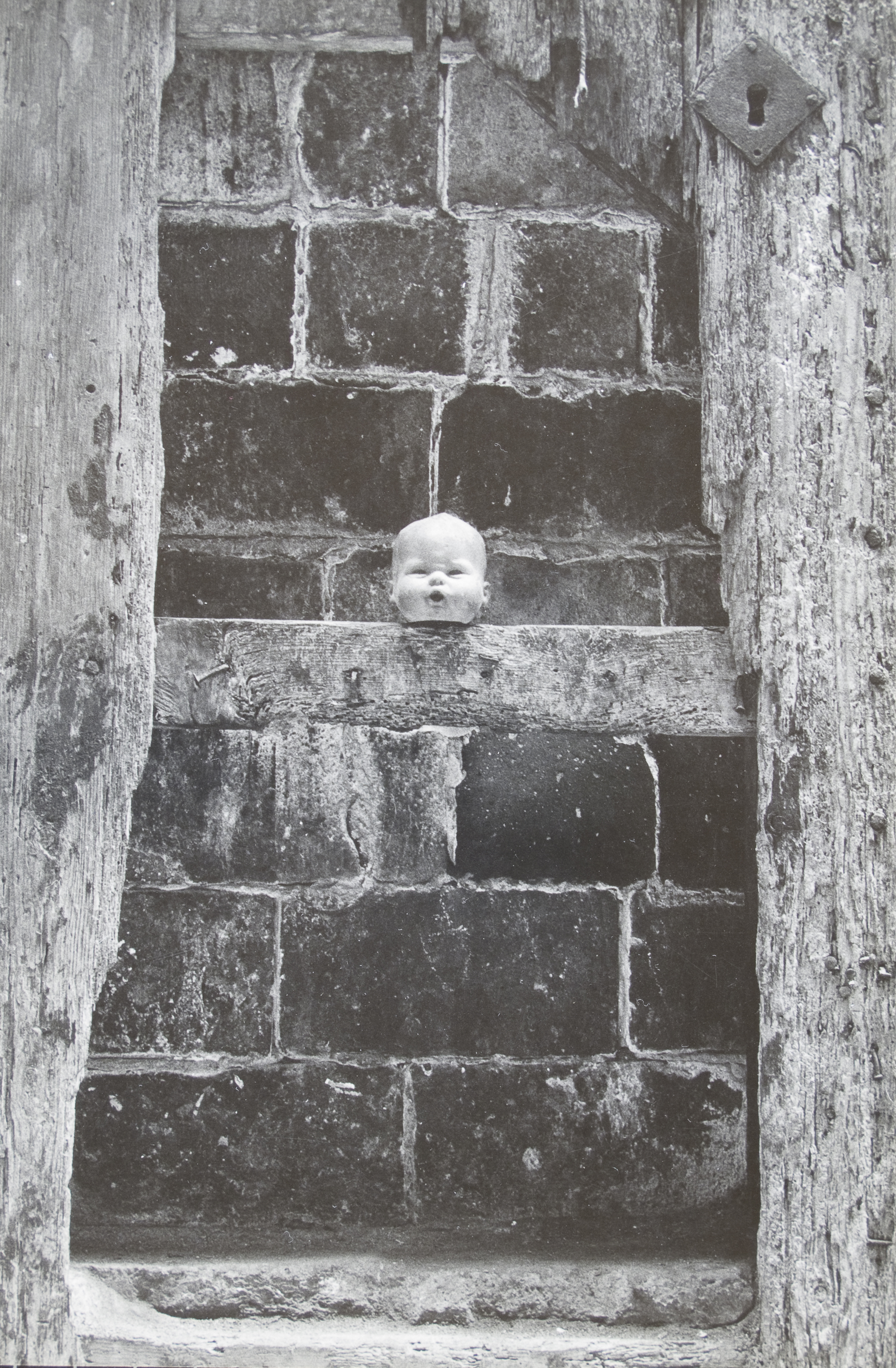 Oriol Maspons - Composició surrealista - Cap a 1957 image for: Oriol Maspons - Composició surrealista - Cap a 1957