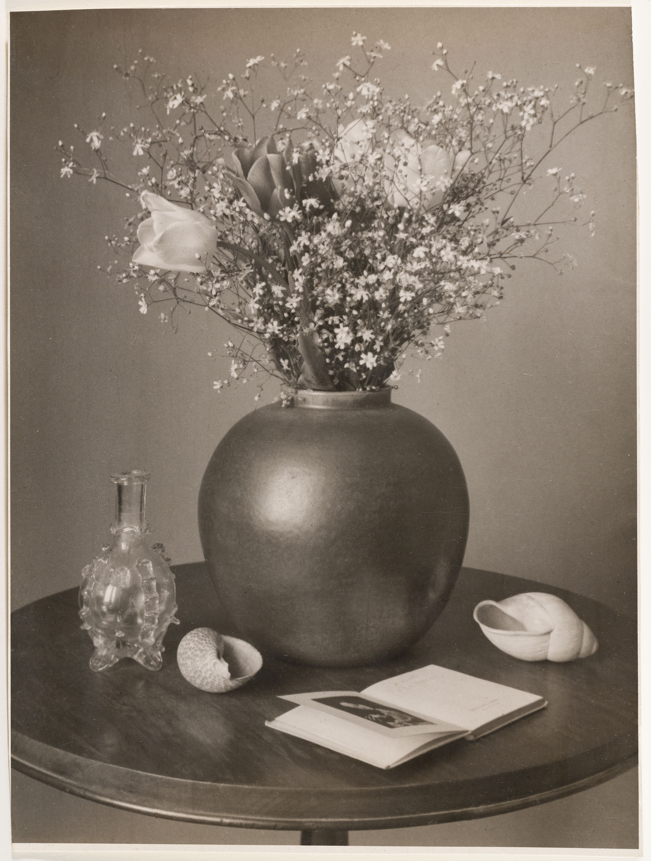 image for: Otho Lloyd - Natura morta - Cap a 1944-1950
