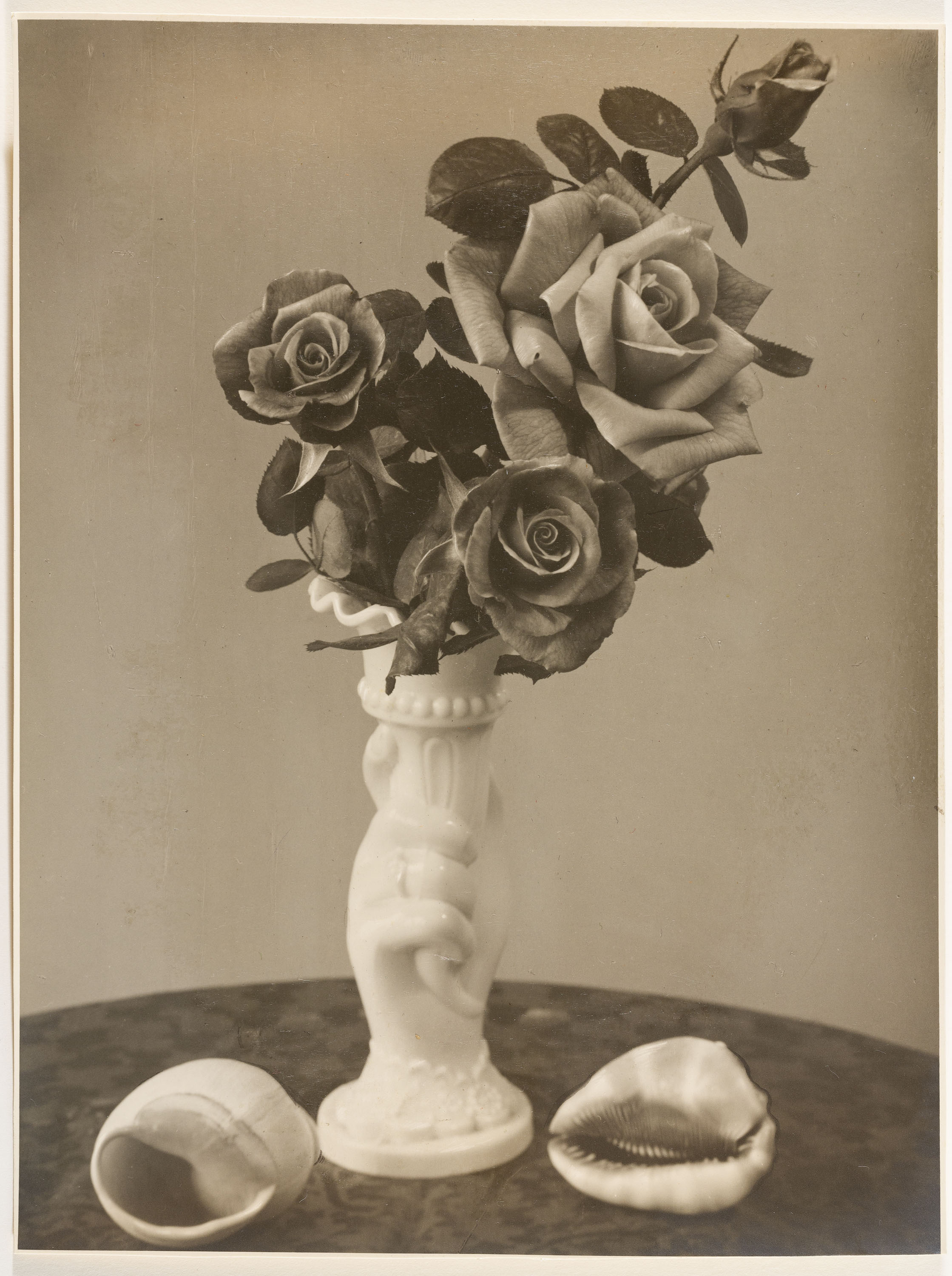 image for: Otho Lloyd - Natura morta - Cap a 1944-1950