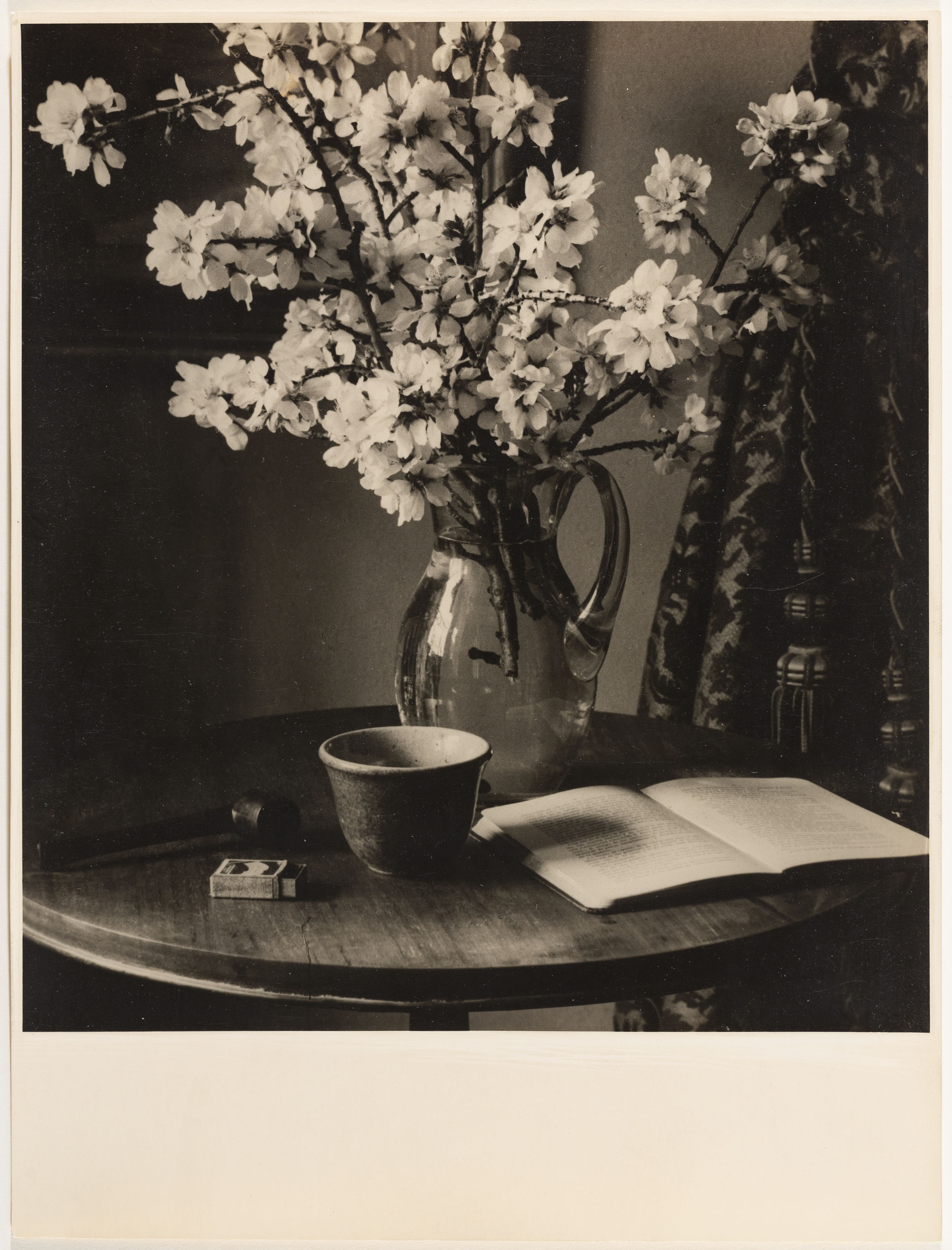 image for: Otho Lloyd - Natura morta - Cap a 1944-1950