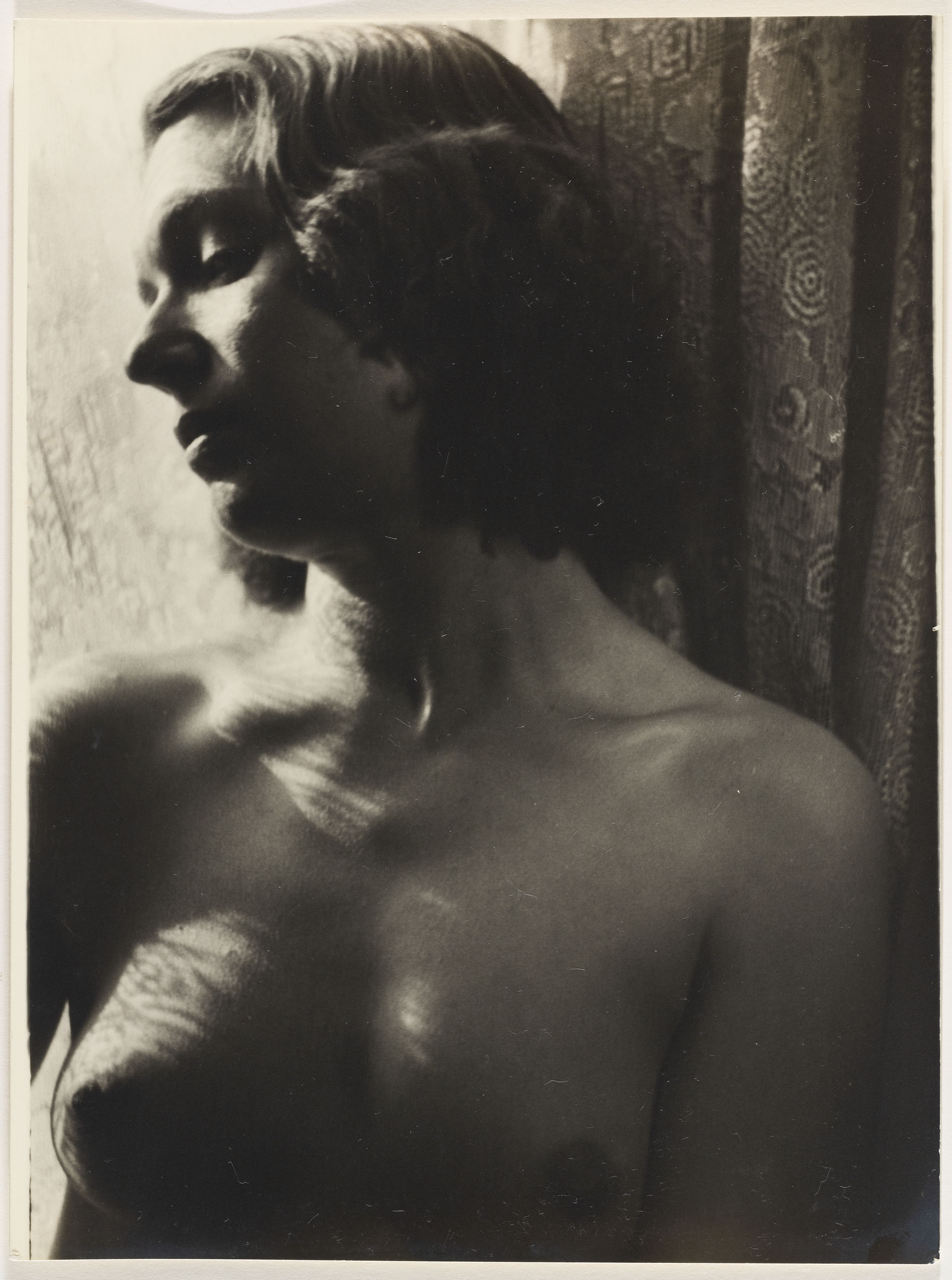 image for: Otho Lloyd - Nu femení - Cap a 1944-1950