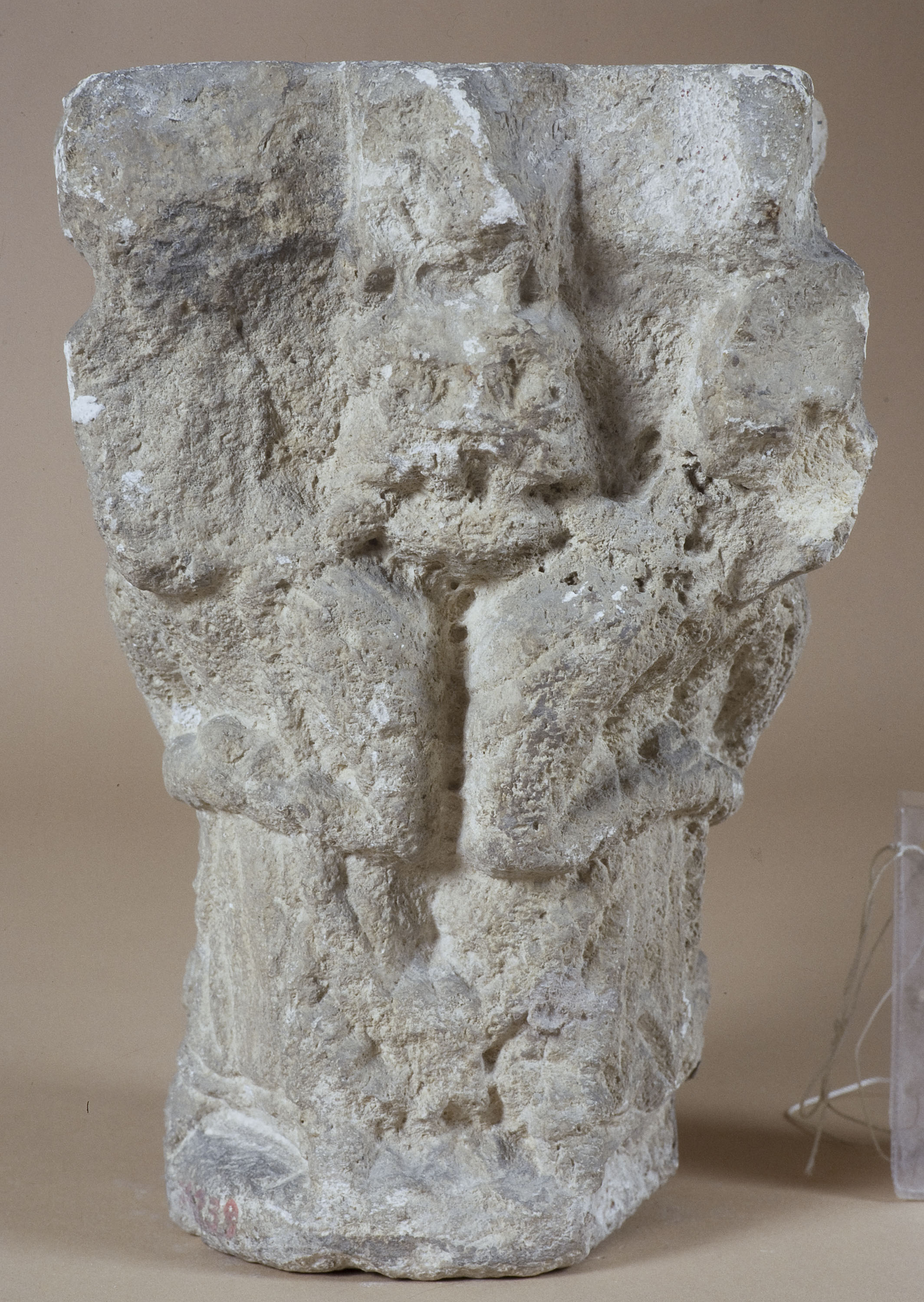image for: Anònim - Capitell de Sant Pere de Besalú - Cap a 1200 [3]