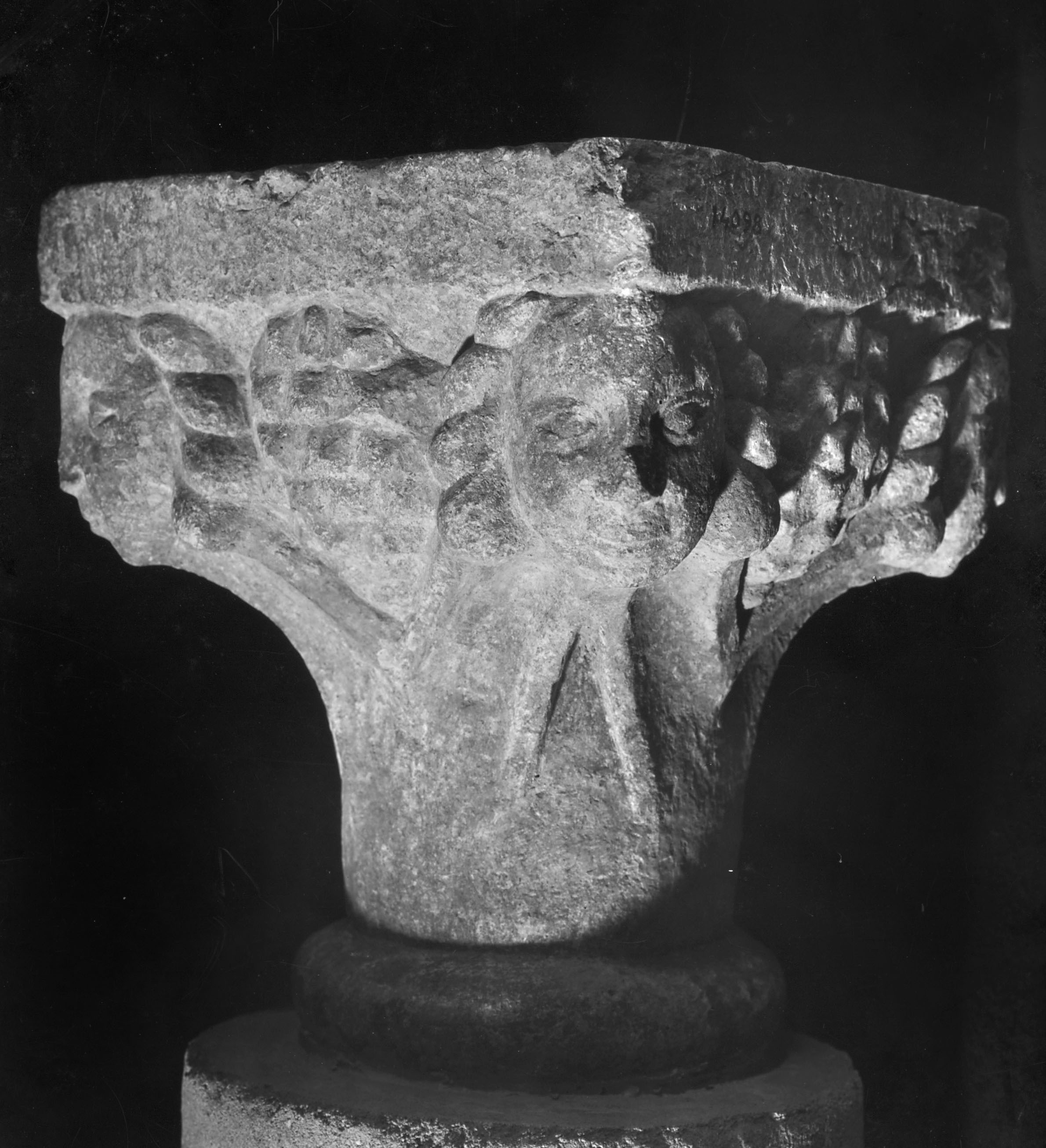 image for: Anònim - Capitell - Últim quart del segle XIII