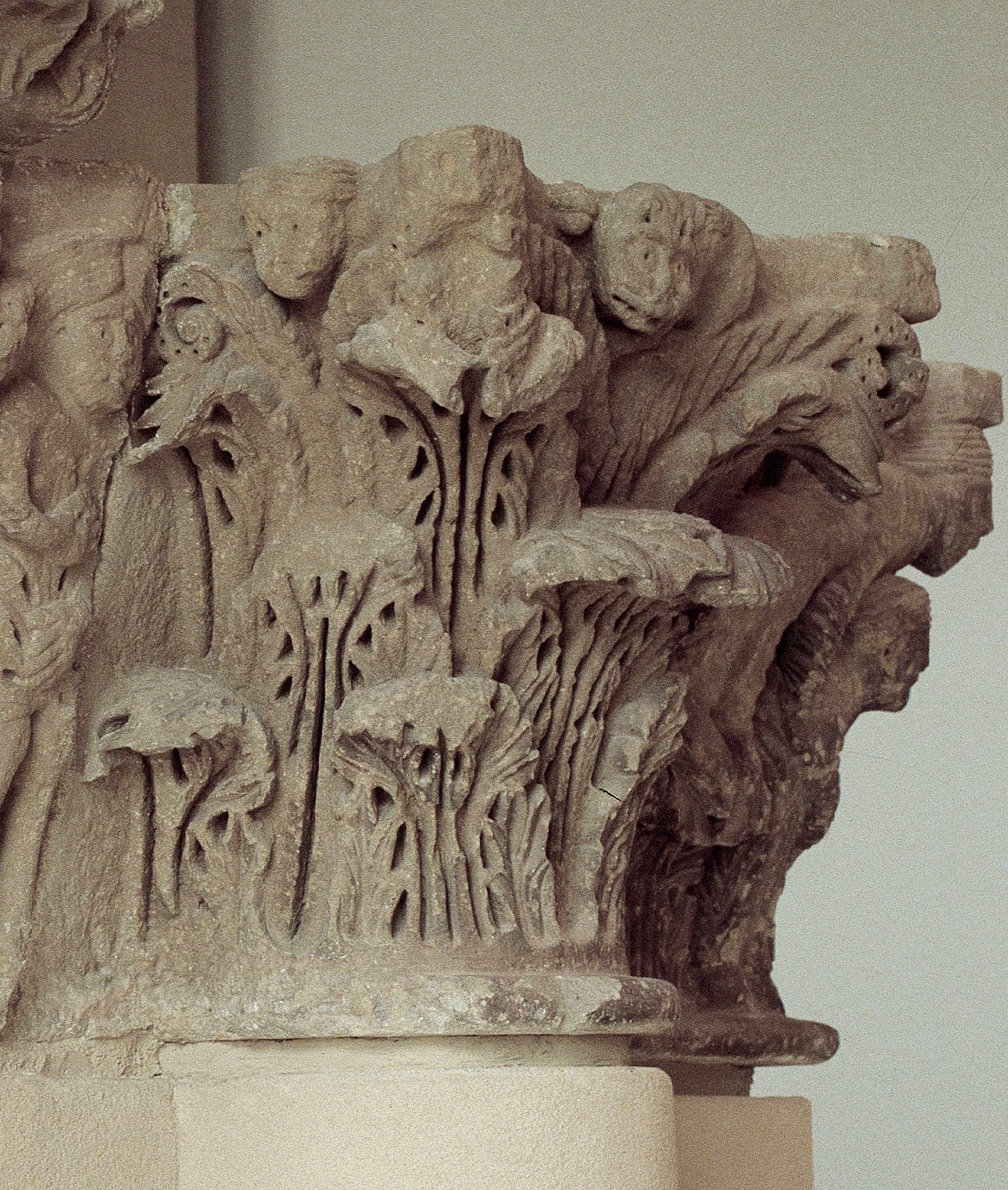 image for: Anònim - Capitell del pilar de Camarasa - Últim quart del segle XII [1]