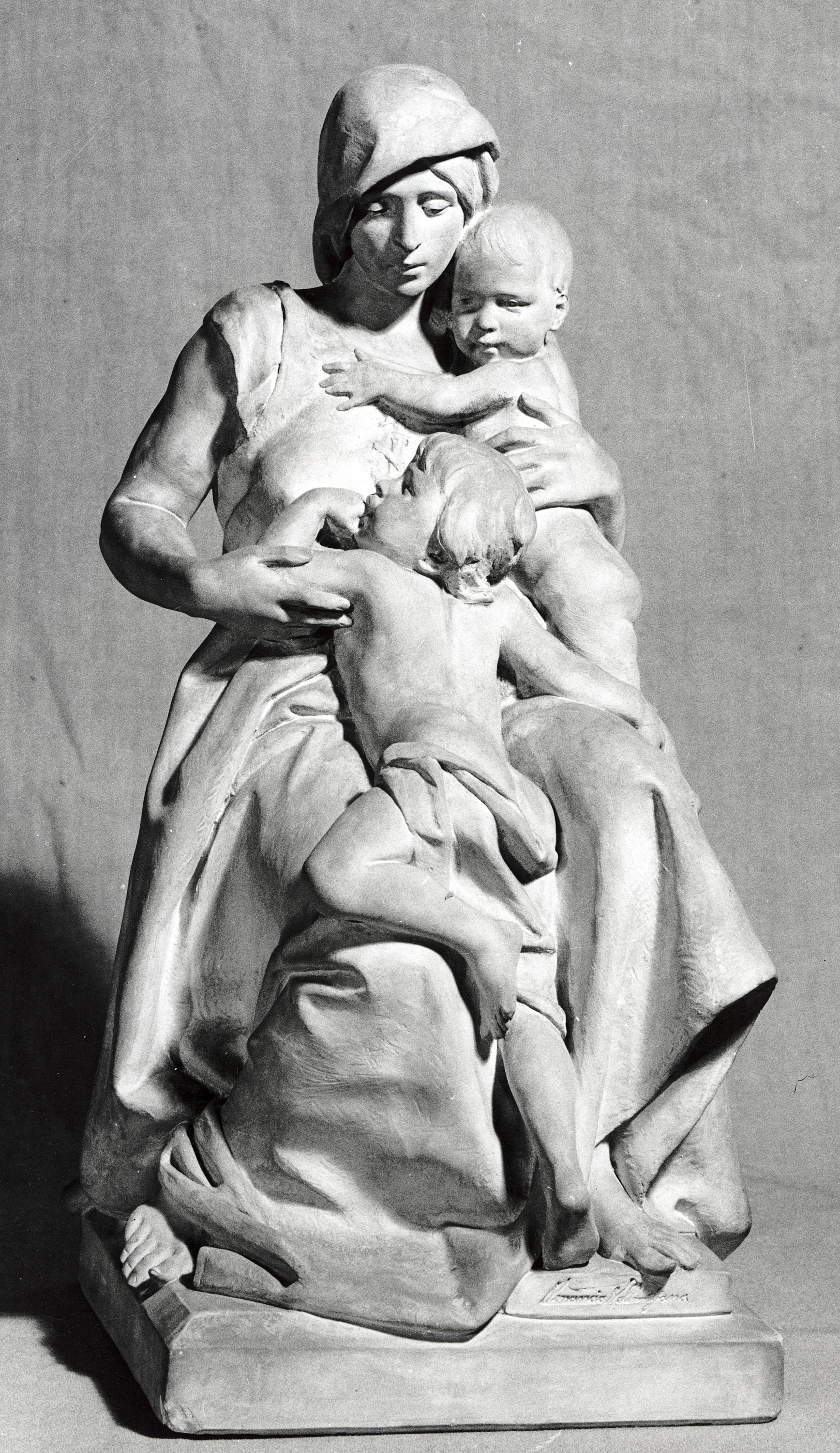 image for: Venanci Vallmitjana - La Caritat - Cap a 1890