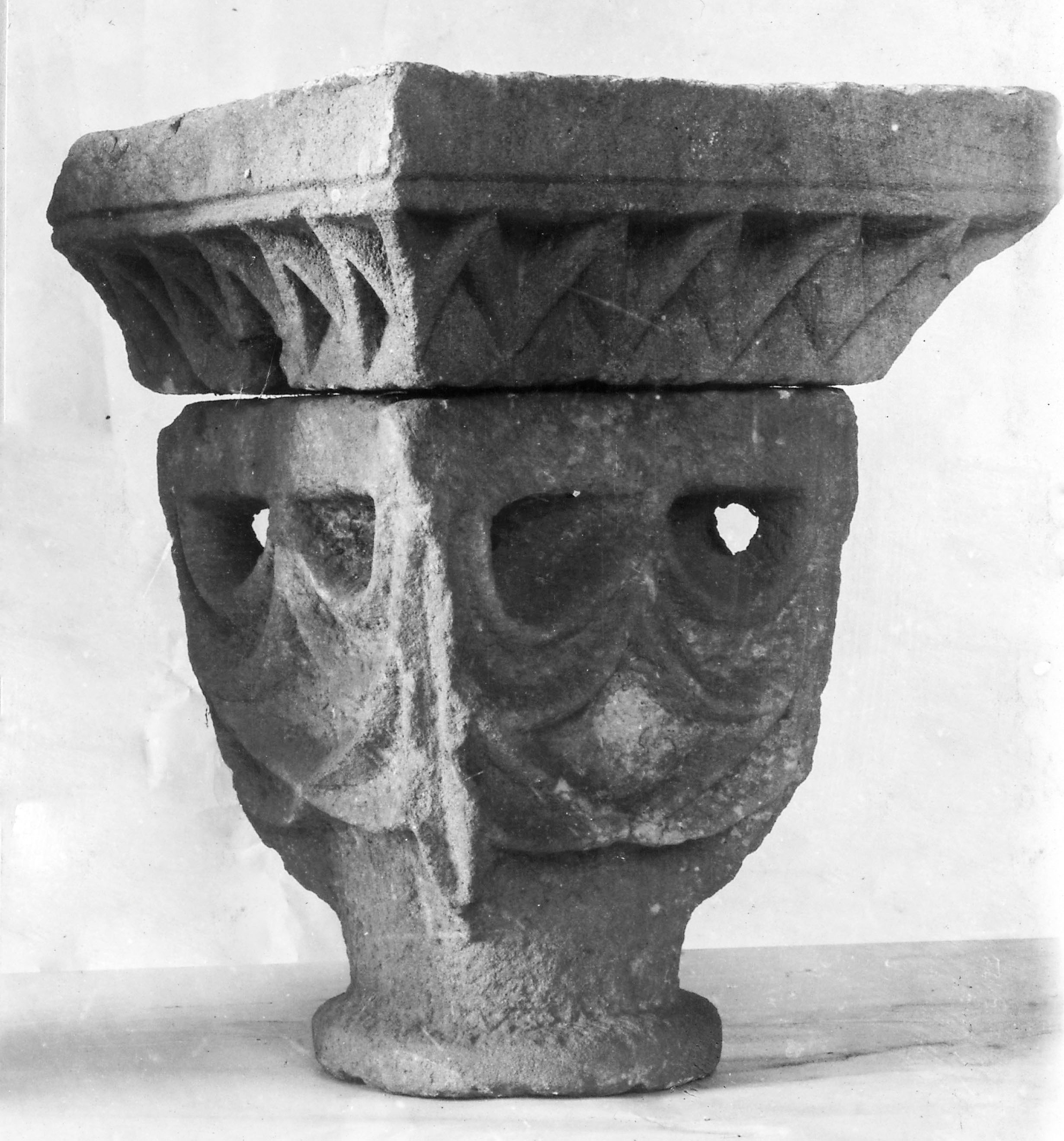 image for: Anònim - Capitell - Últim quart del segle XIII