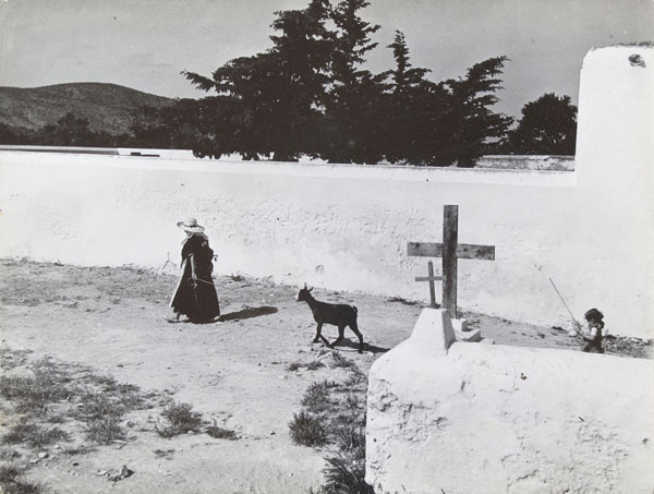 image for: Oriol Maspons - Eivissa - Cap a 1955