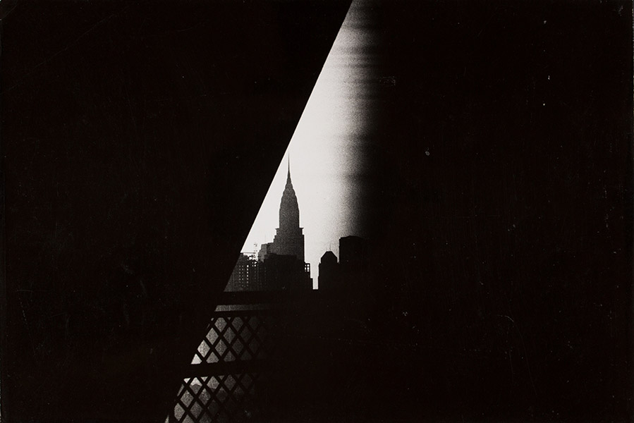 image for: Oriol Maspons - Fotografia per al llibre «Poeta en Nueva York », de Federico García Lorca - 1965