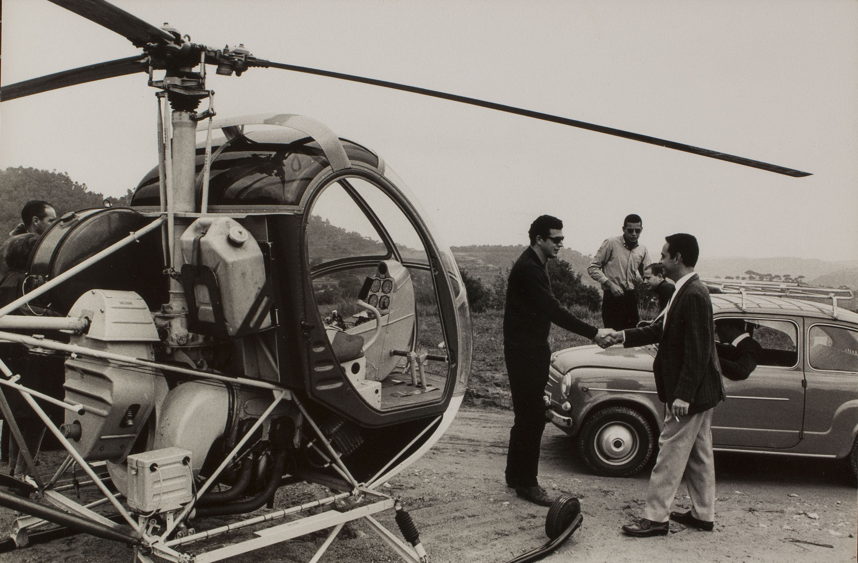 Oriol Maspons - Sense títol (Foto fixa per a la pel·lícula «Lejos de los árboles», Granera, Barcelona) - Cap a 1970-1972 image for: Oriol Maspons - Sense títol (Foto fixa per a la pel·lícula «Lejos de los árboles», Granera, Barcelona) - Cap a 1970-1972
