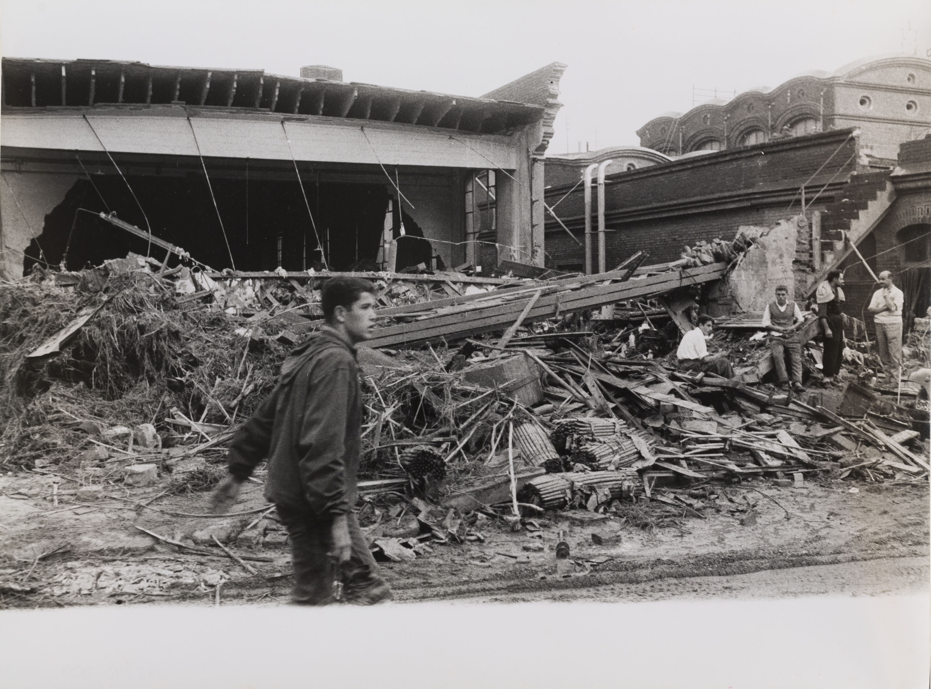 image for: Oriol Maspons - Inundacions del Vallès (Rubí) - 1962