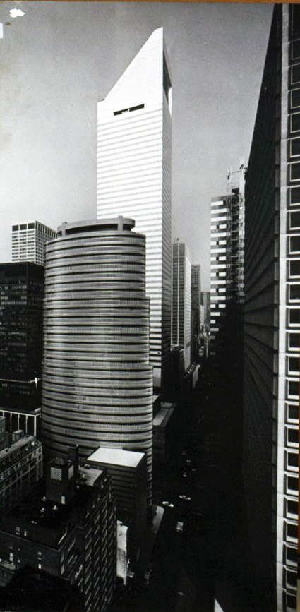 image for: Carles Fontserè - Plafó 116 bis. 1970-84: els nous gratacels. Gratacels - 1955-1968