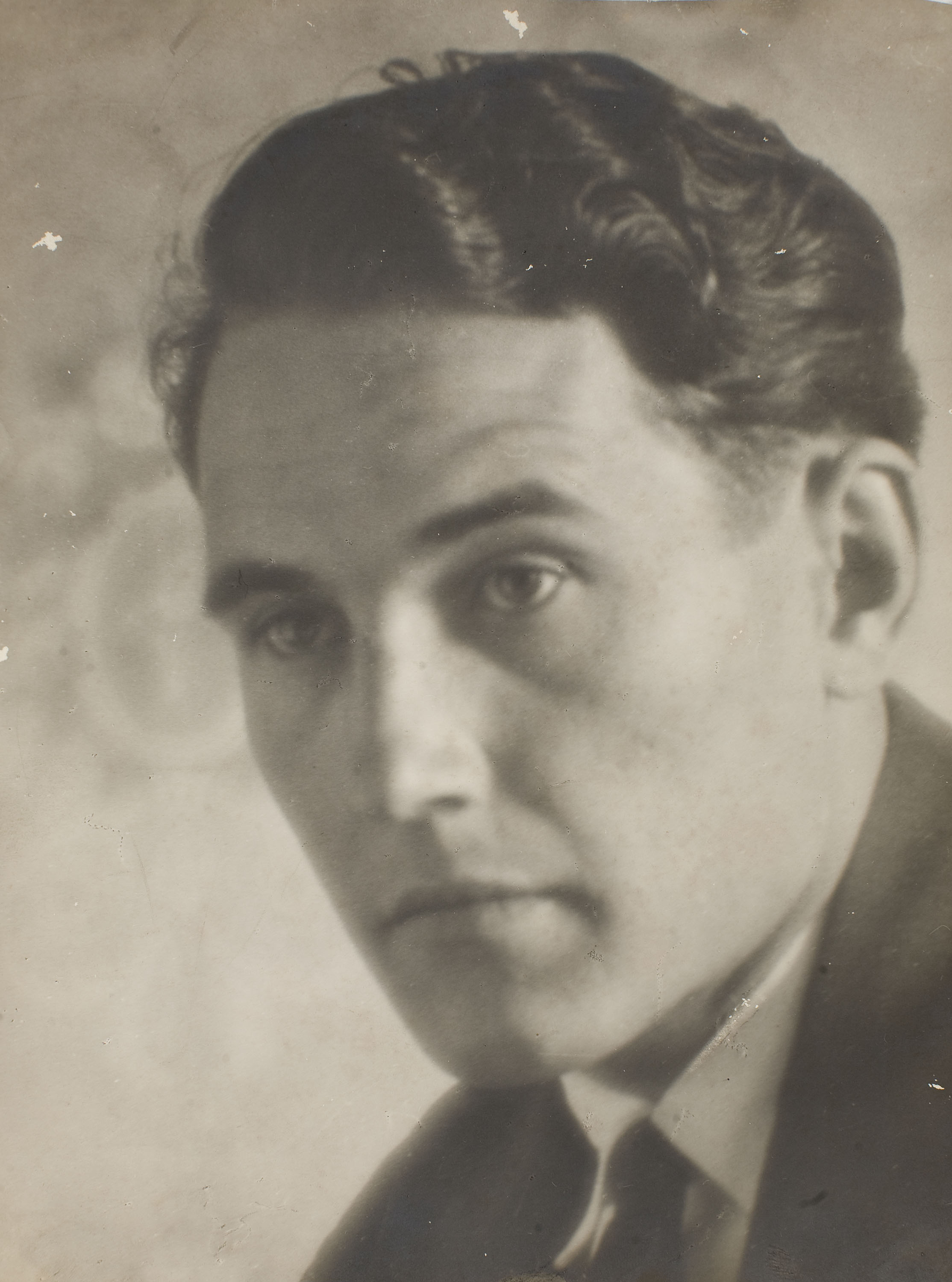 image for: Josep Maria Lladó - Autoretrat - Cap a 1930