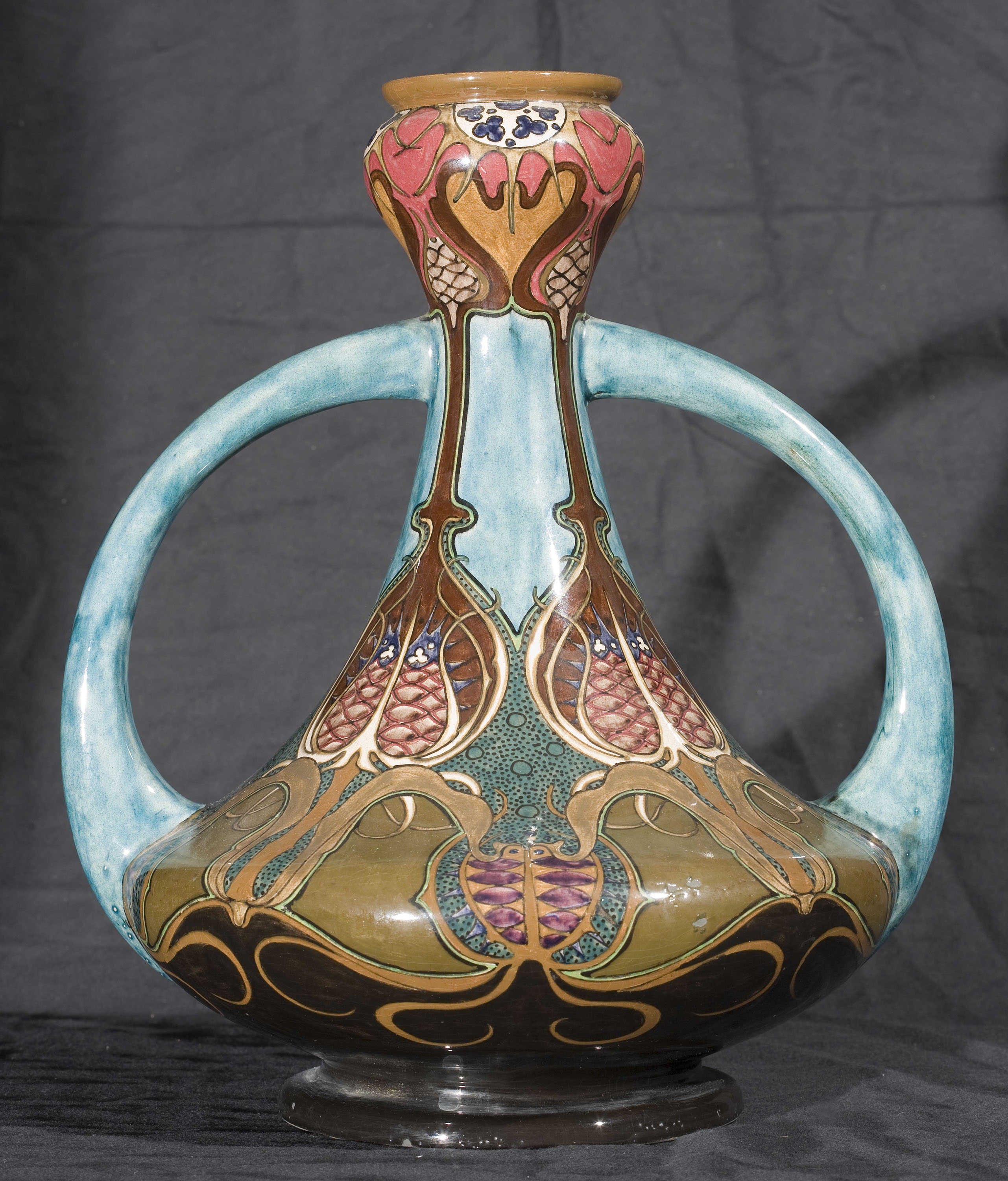image for: Reial Fàbrica de Rozenburg - Vas amb dues nanses decorat amb flors - Cap a 1898