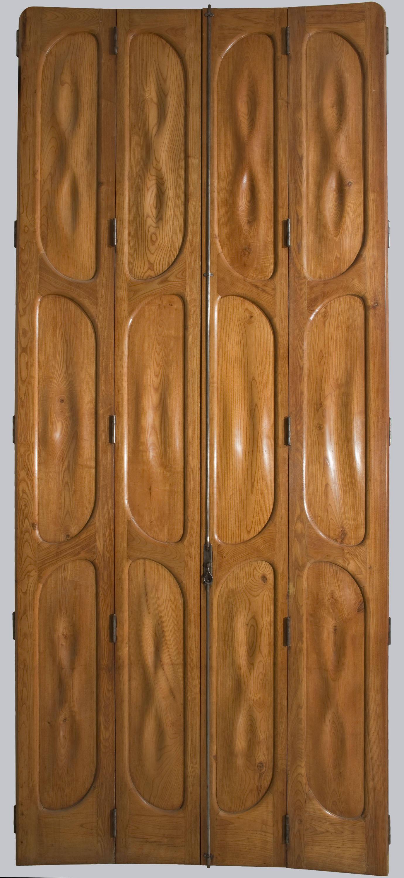 image for: Antoni Gaudí - Porta de balcó de quatre batents - 1906