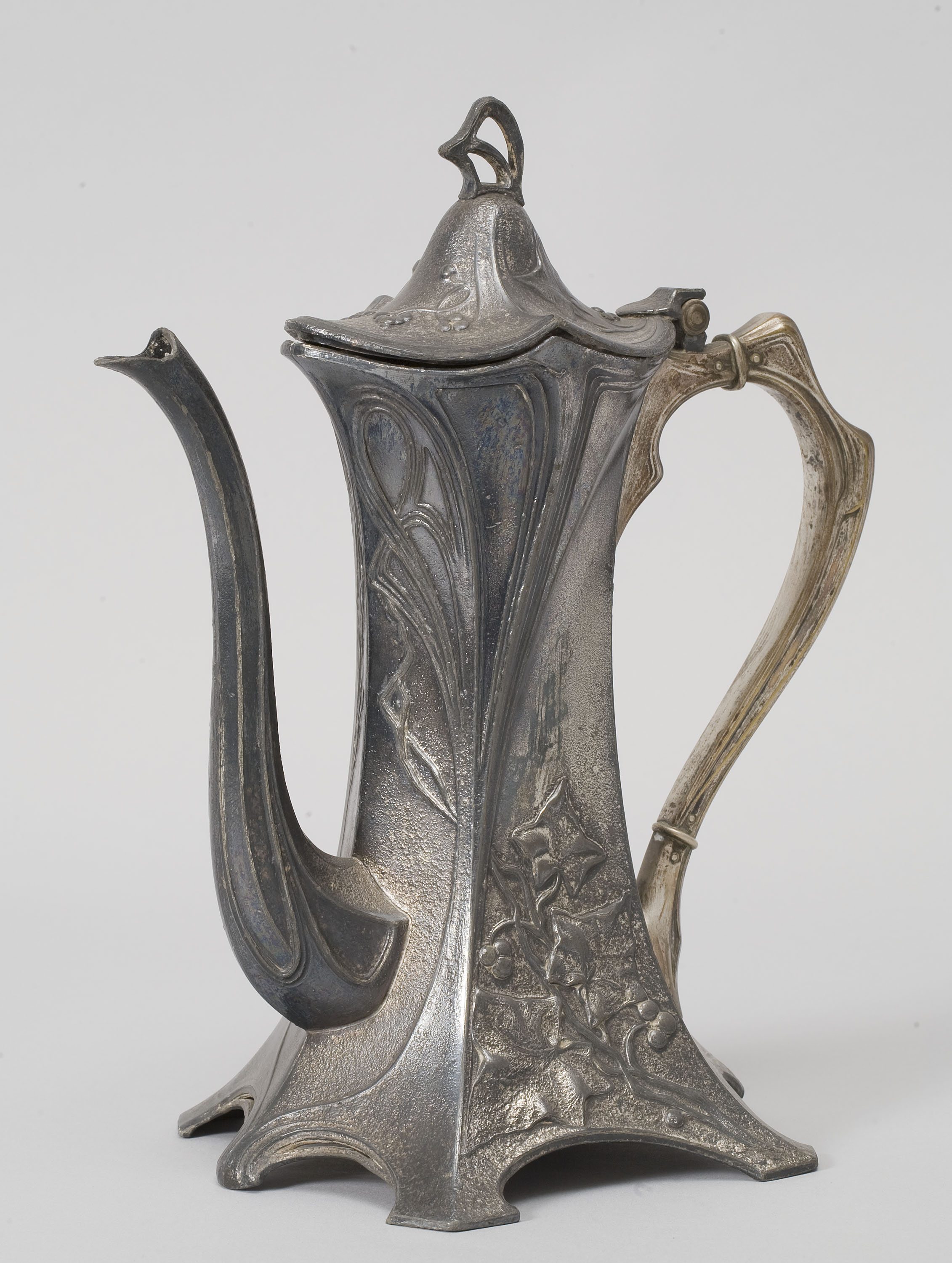 image for: Anònim - Cafetera - Cap a 1900