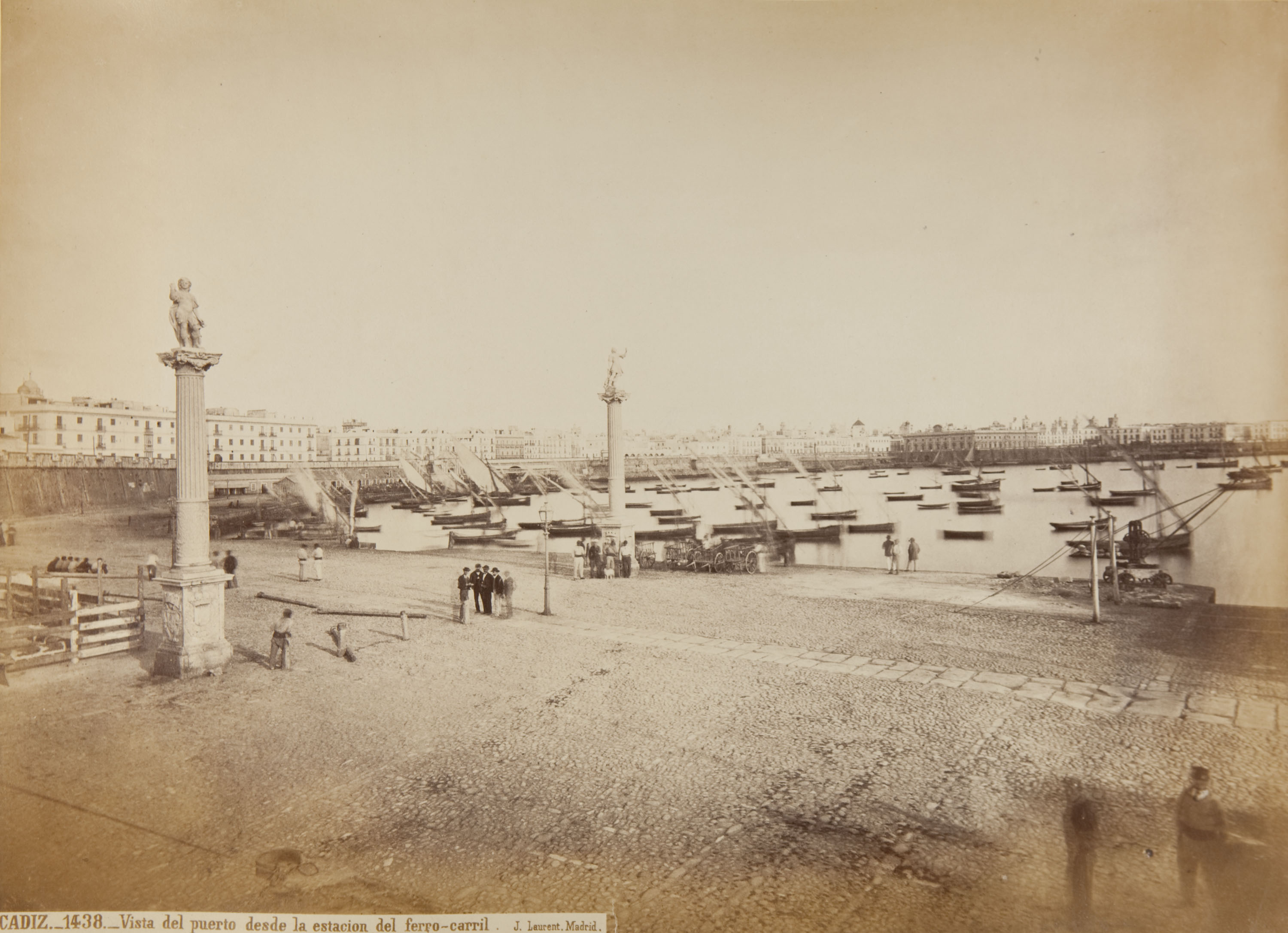 image for: Jean Laurent - Cadiz. Vista del puerto desde la estacion del ferro-carril - Cap a 1865