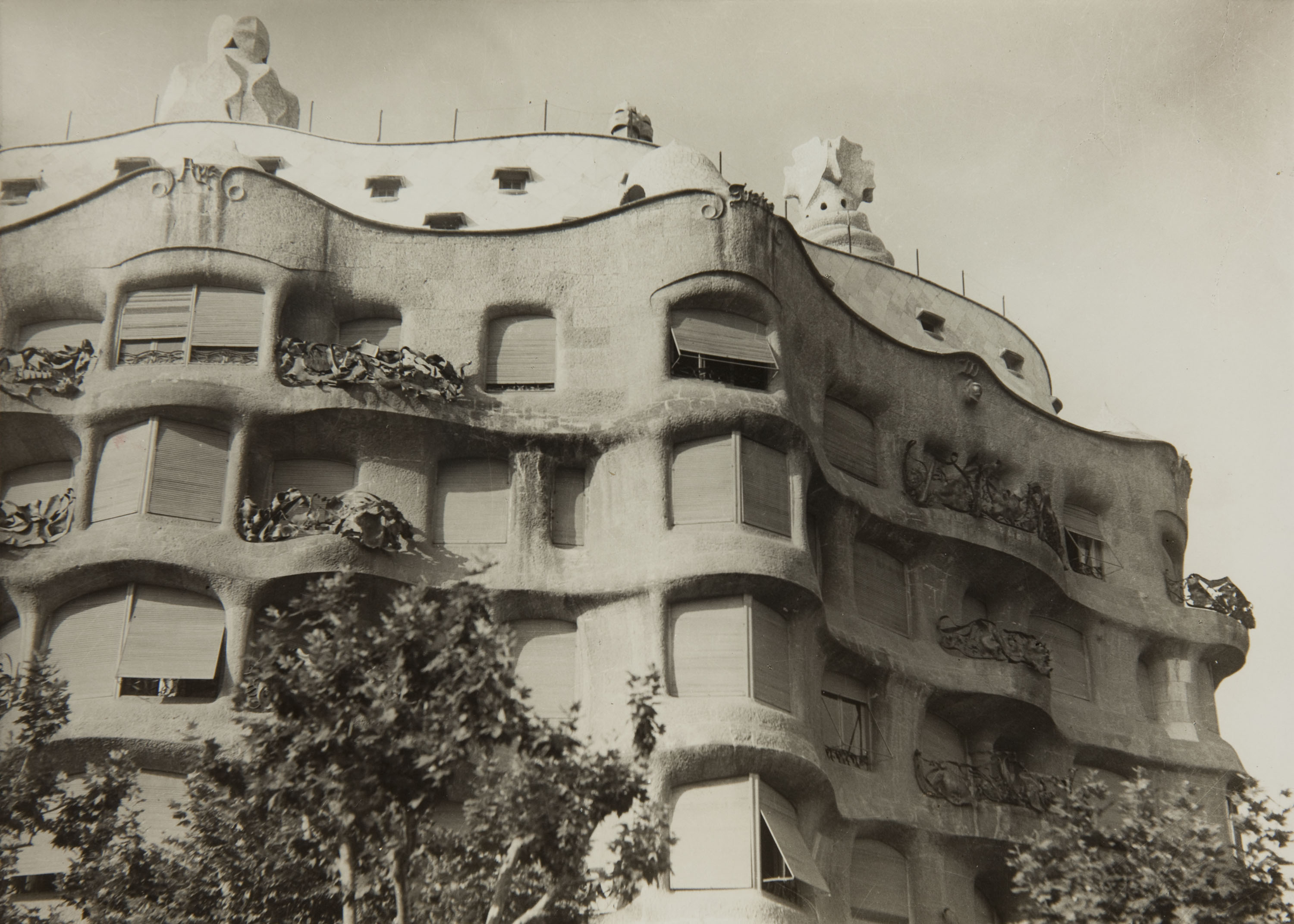 Pere Català Pic - Casa Milà o La Pedrera (Barcelona) - Cap a 1933 image for: Pere Català Pic - Casa Milà o La Pedrera (Barcelona) - Cap a 1933