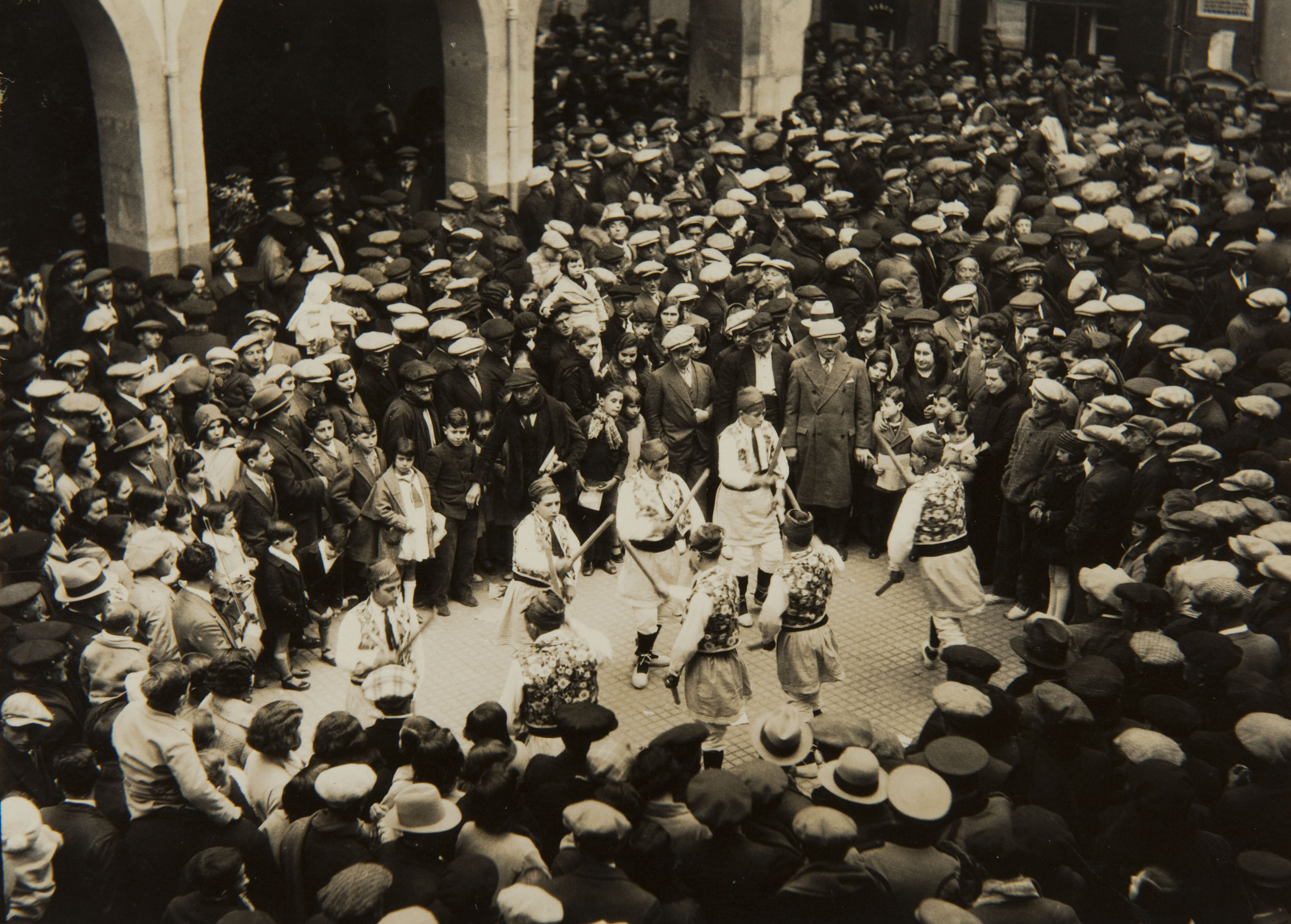 Pere Català Pic - Ball de bastonets. Ritme, agilitat, color, vista... - 1931 image for: Pere Català Pic - Ball de bastonets. Ritme, agilitat, color, vista... - 1931