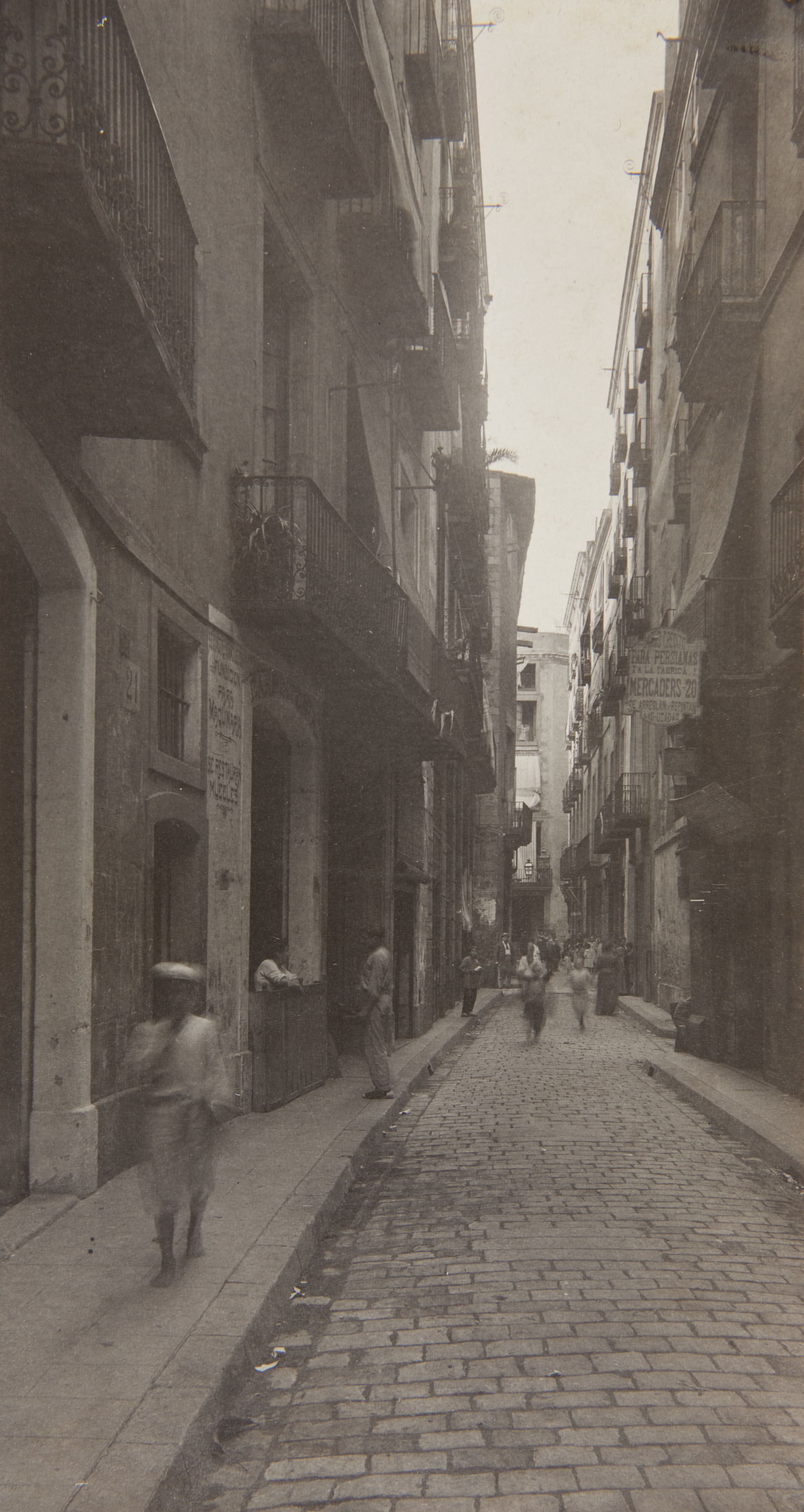 image for: Adolf Mas  - Carrer dels Mercaders - Anterior a 1911