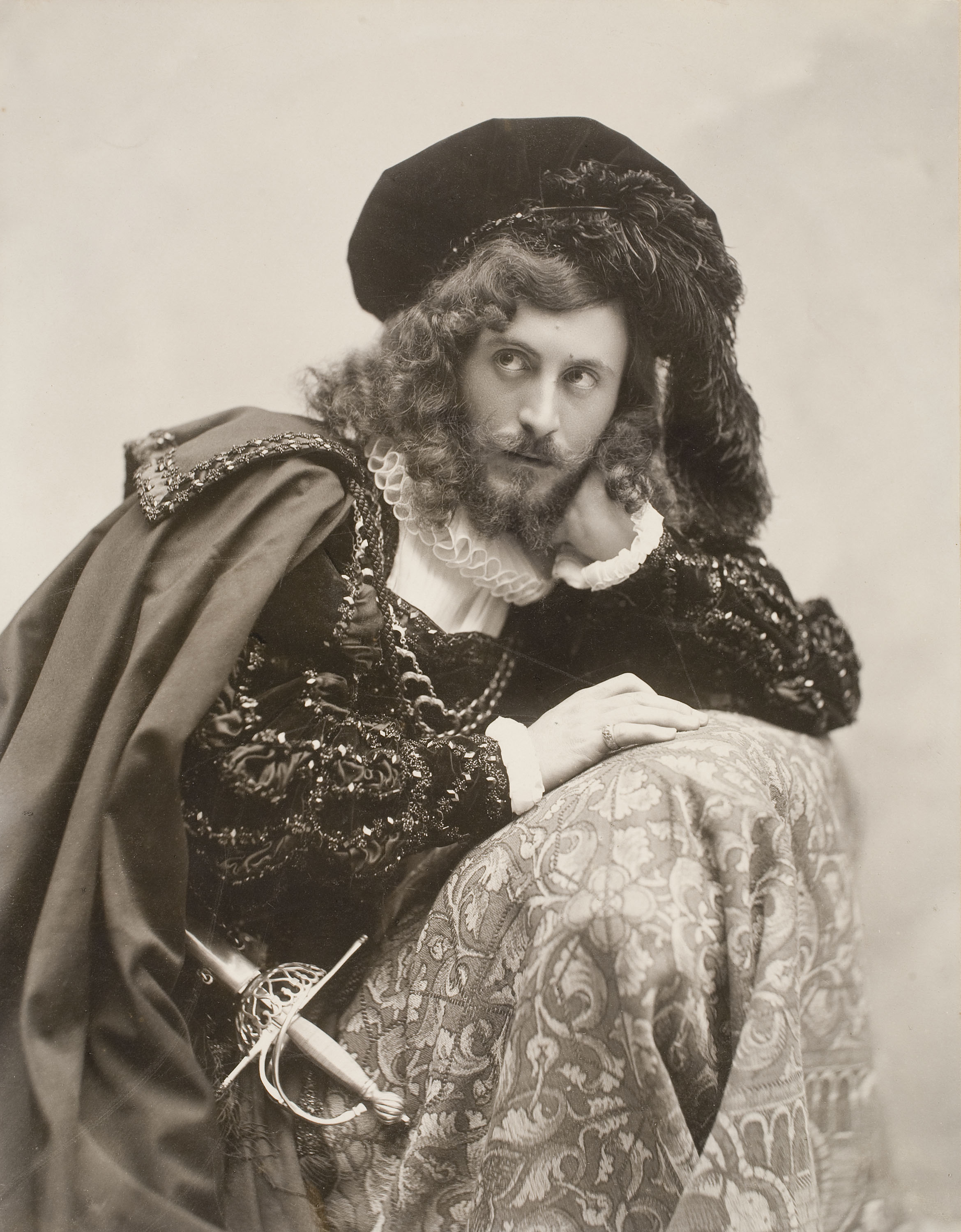 image for: Pau Audouard - Retrat d'Eusebi Bertrand Serra vestit de Hamlet - No datat