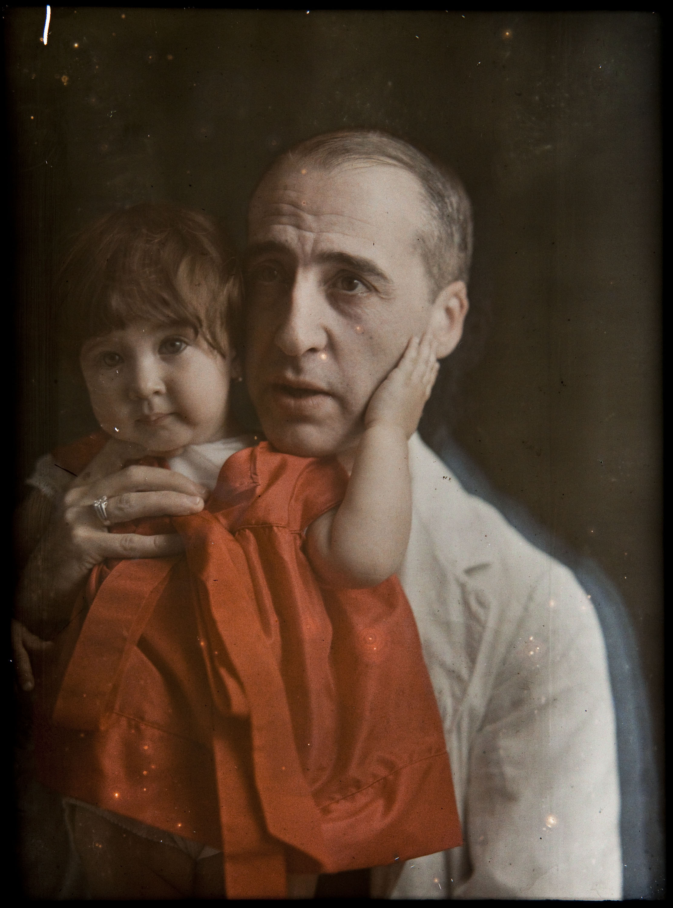 image for: Francesc Carrera Bou - Retrat de Víctor Carrera Fontserè amb la seva filla Maria Lluïsa Carrera Faura, néta de l'artista - Cap a 1925