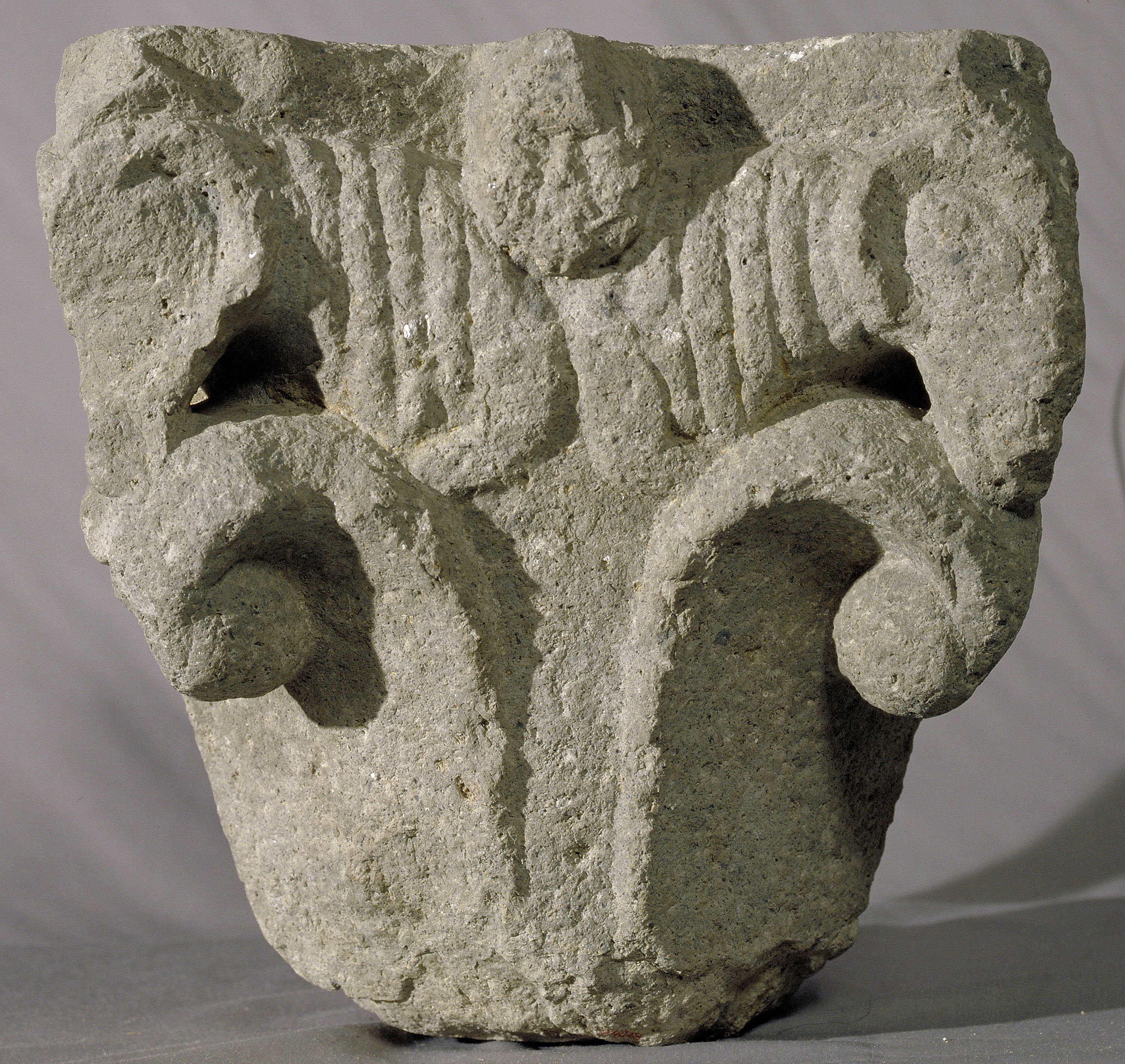 image for: Anònim - Capitell de Sant Miquel de Fluvià - Primer terç del segle XII