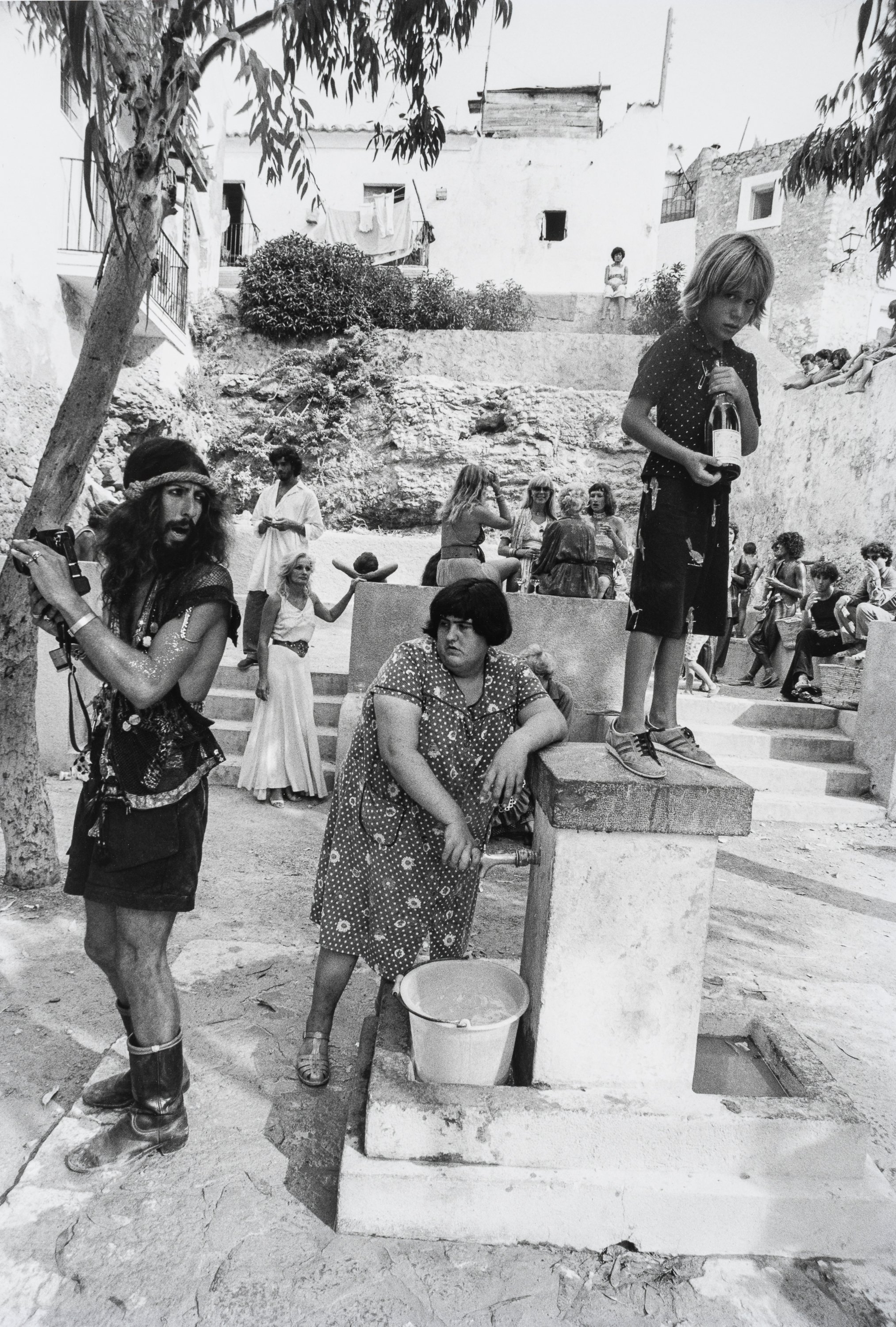 image for: Oriol Maspons - Hippies (Eivissa) - 1976 (tiratge posterior)