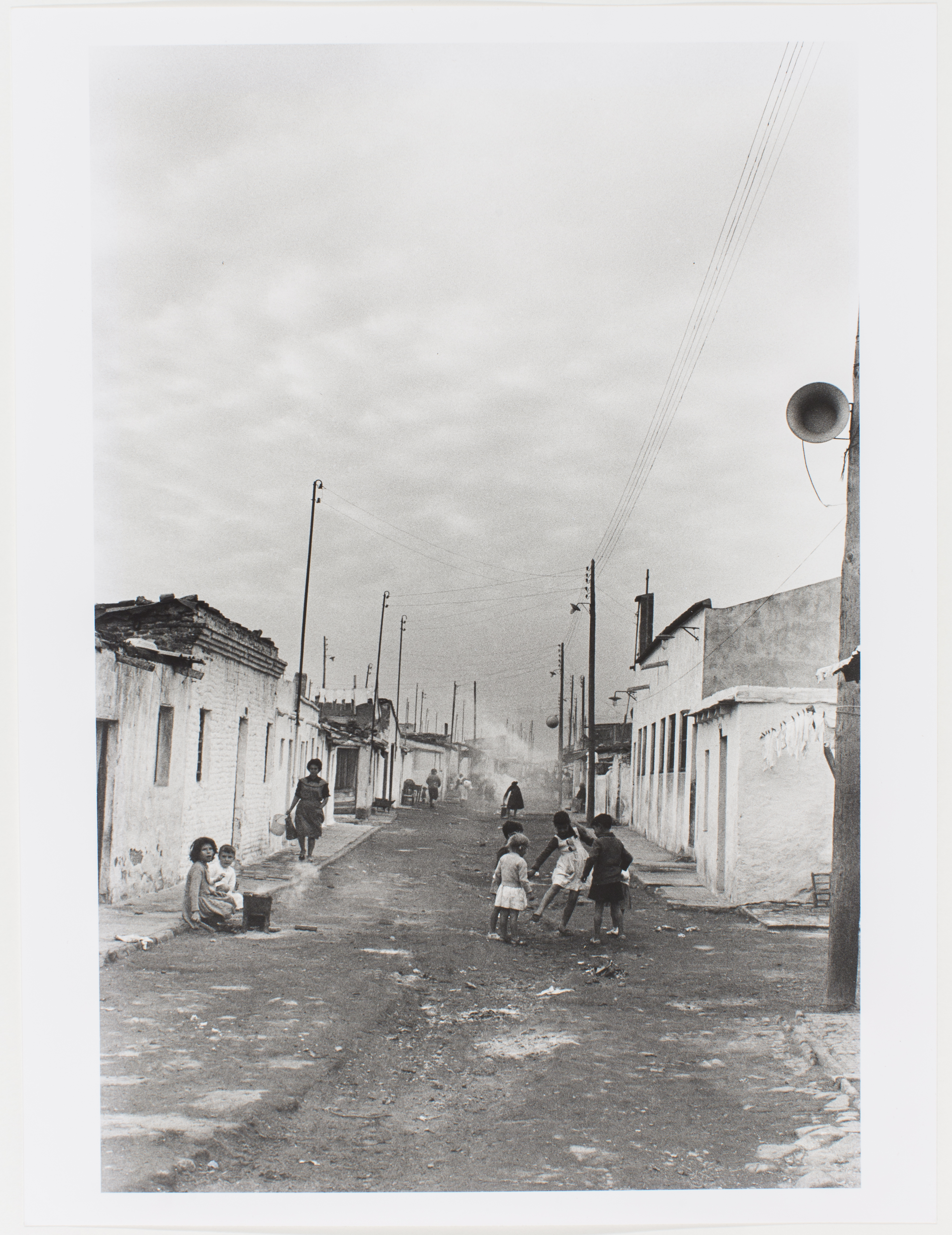 Oriol Maspons - Somorrostro (Barcelona) - 1960 (tiratge posterior) image for: Oriol Maspons - Somorrostro (Barcelona) - 1960 (tiratge posterior)