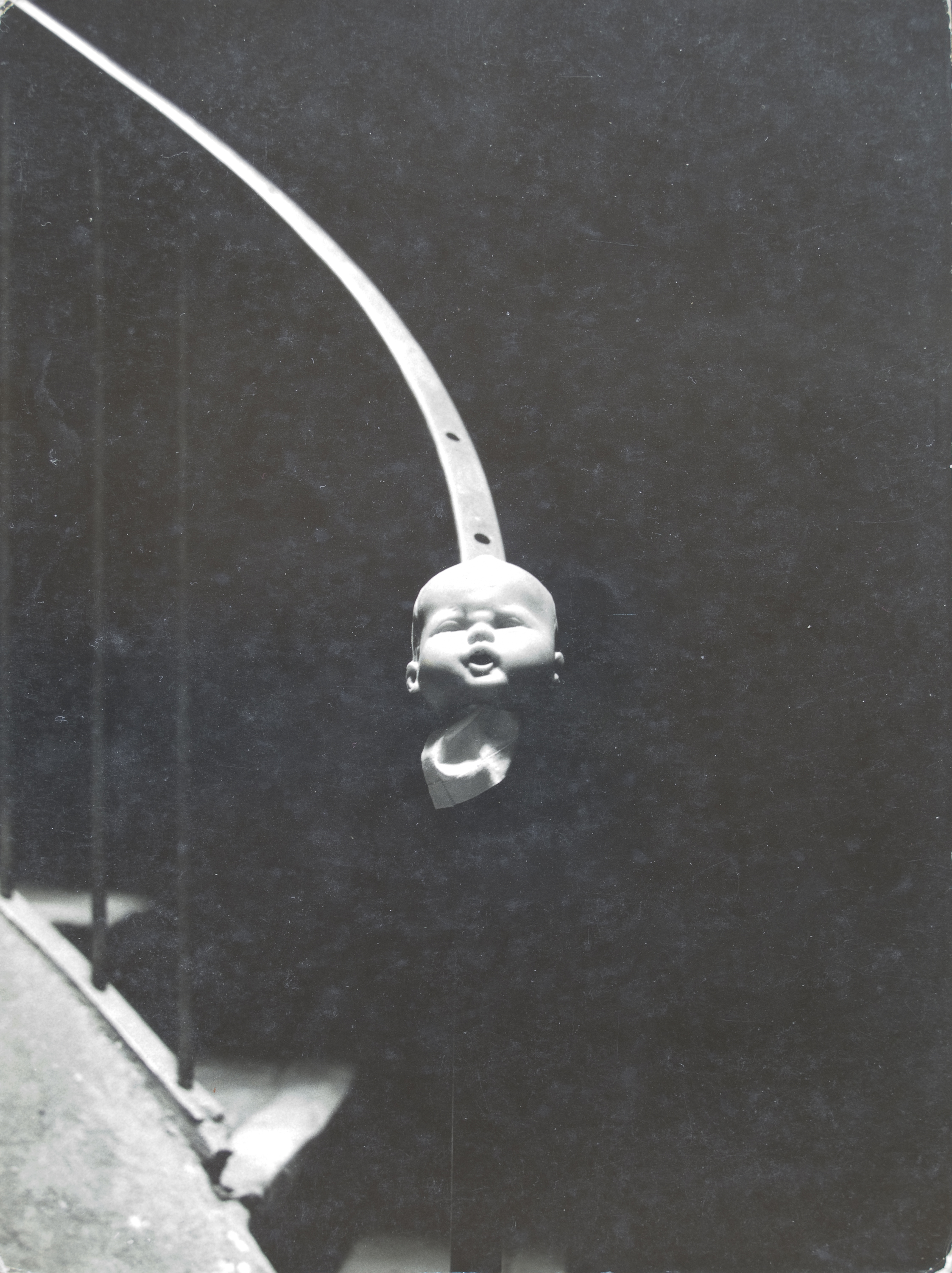 Oriol Maspons - Composició surrealista - Cap a 1957 image for: Oriol Maspons - Composició surrealista - Cap a 1957