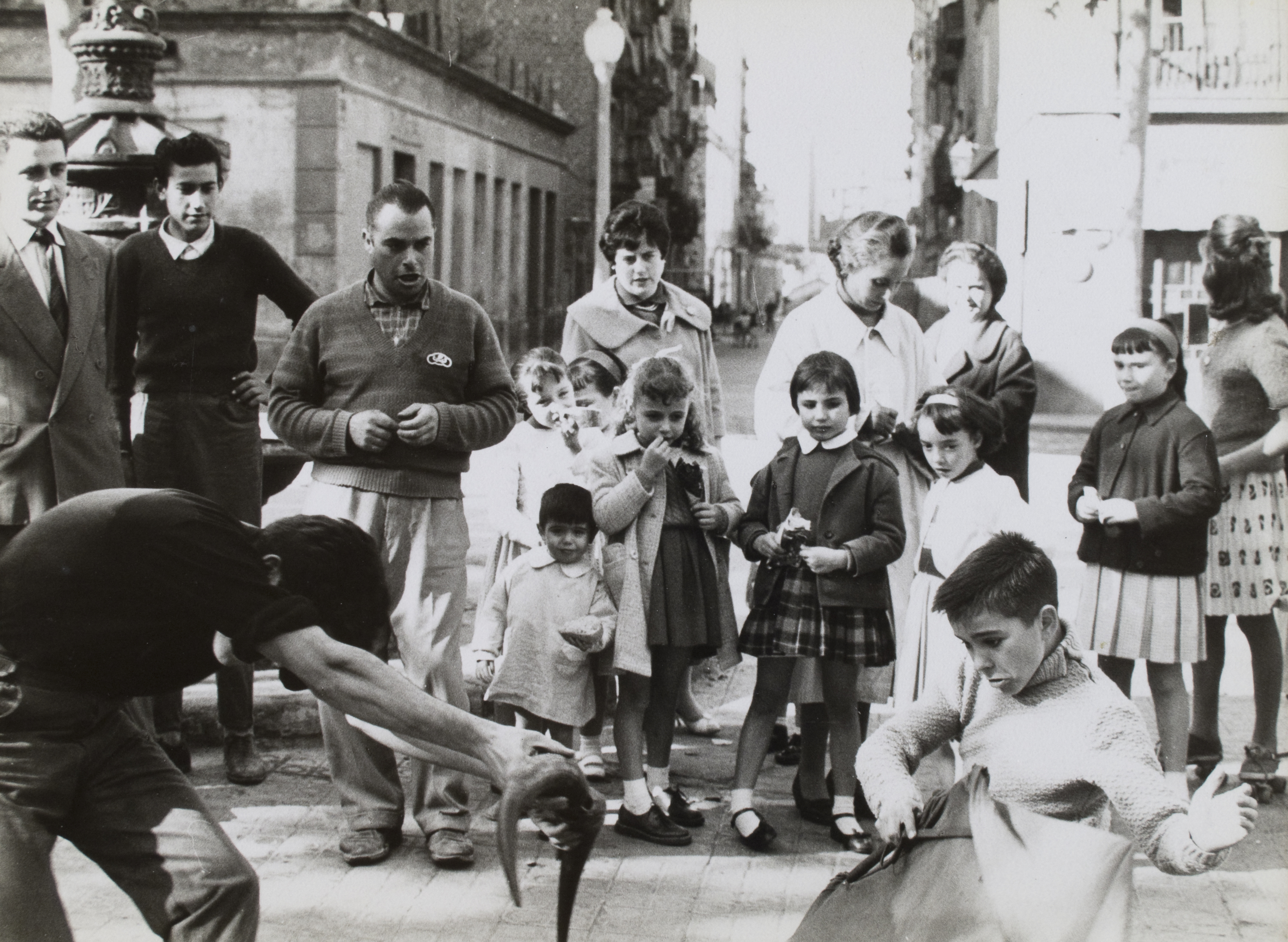image for: Oriol Maspons - Fotografia per al llibre «Toreo de salón. Farsa con acompañamiento de clamor y murga», de Camilo José Cela - Cap a 1958-1962