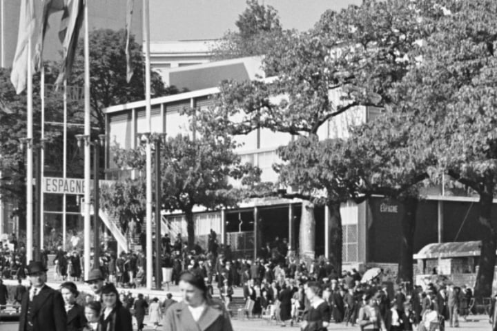 Pabellon de la Republica - Exposition Internationale des Arts et Techniques dans la Vie Moderne 18 (detall) | Séeberger frères / Centre des monuments nationaux