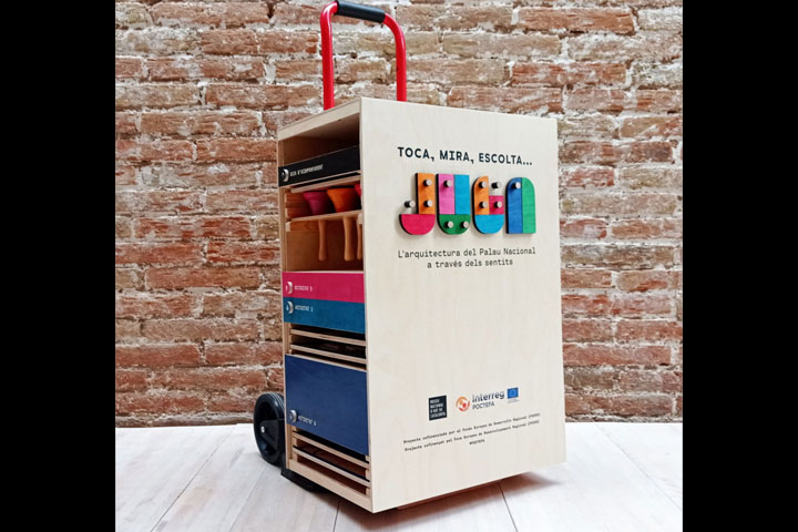 Toca, mira, escolta, juga Toca, mira, escolta, juga