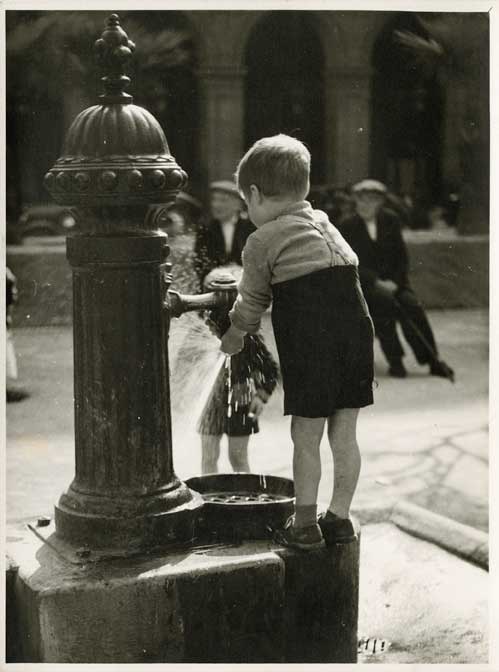 Joan Colom, Sense títol, Cap a 1957. Museu Nacional. © Joan Colom