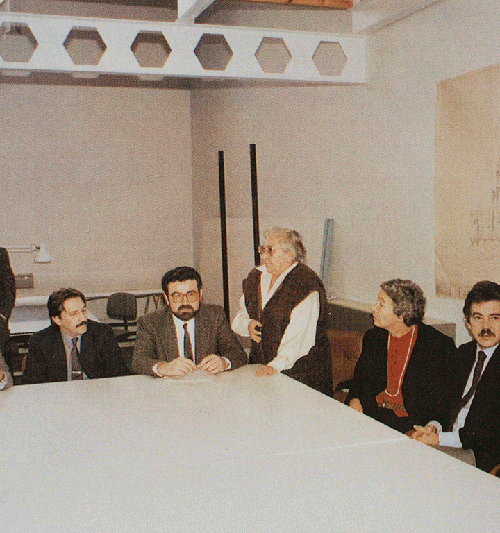 Edifici 1985