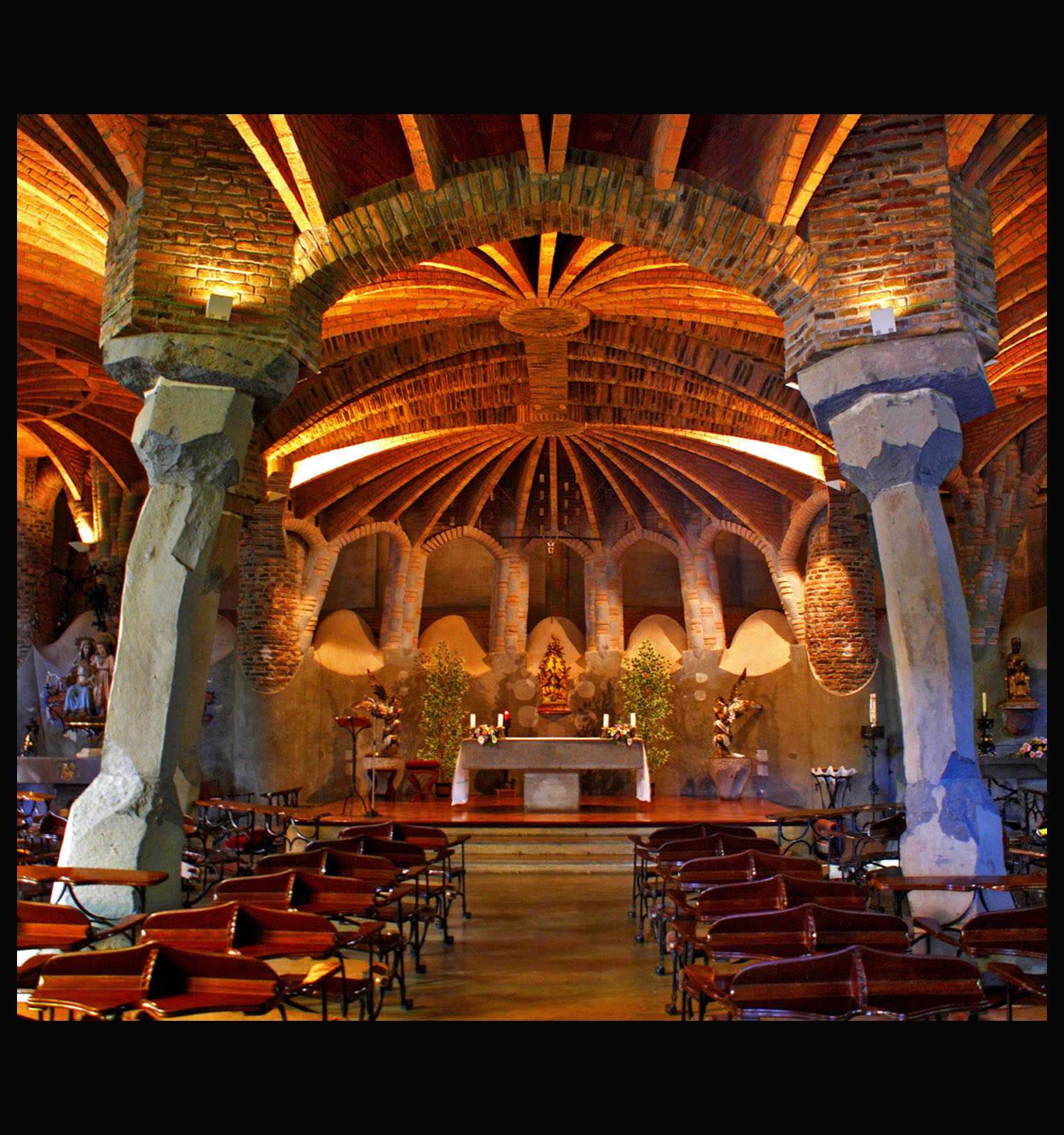 Cripta Güell Cripta Güell