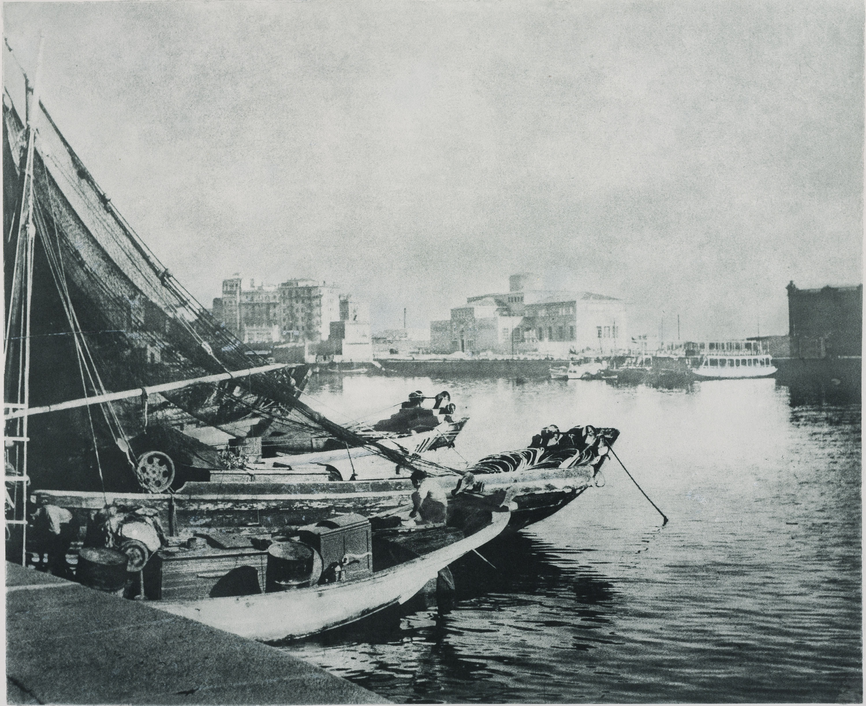 image for: Josep Maria Casals i Ariet - Port de Barcelona - Cap a 1955