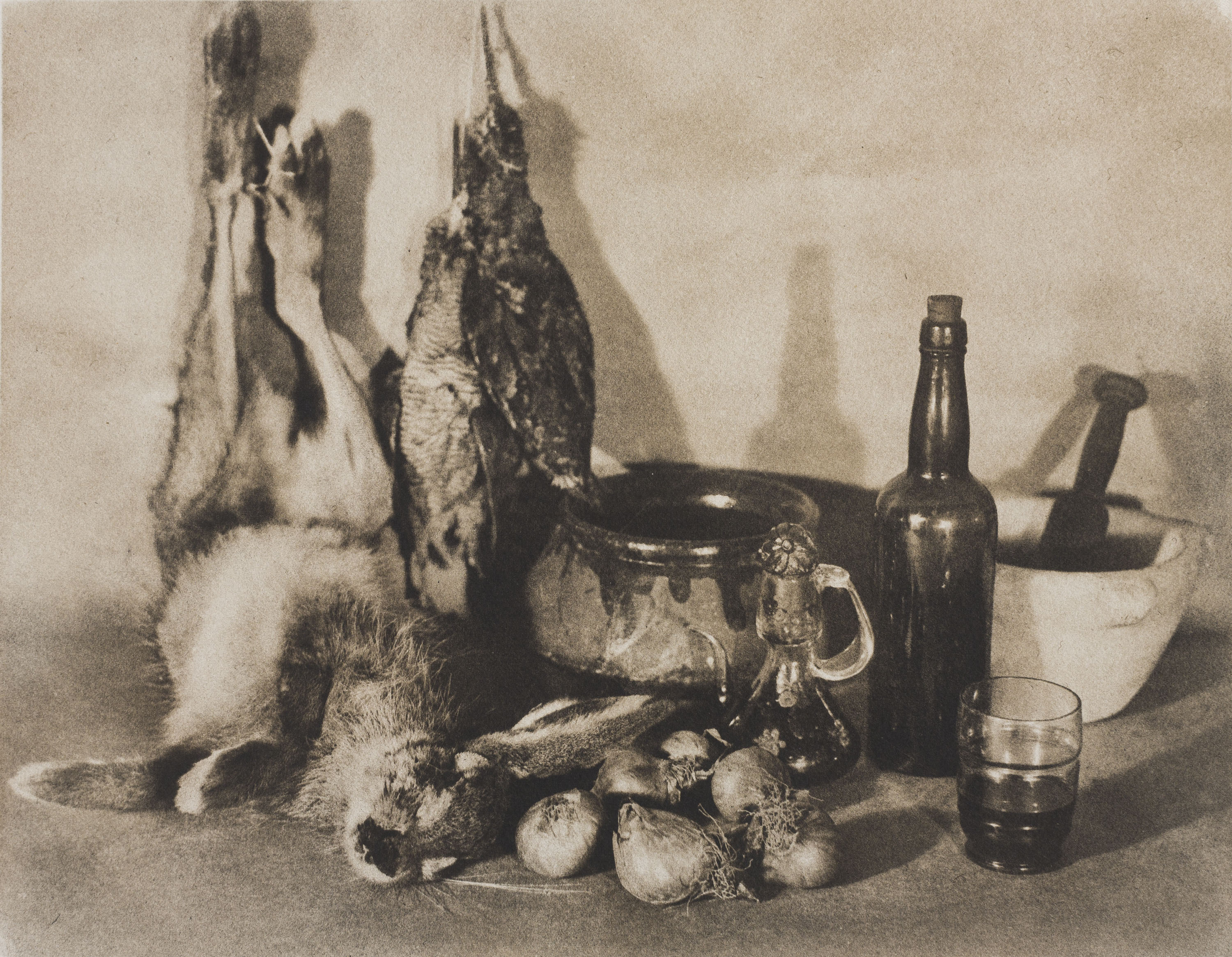 image for: Josep Maria Casals i Ariet - Natura morta amb conill, au, alls i ampolla de vi - Cap a 1930-1950