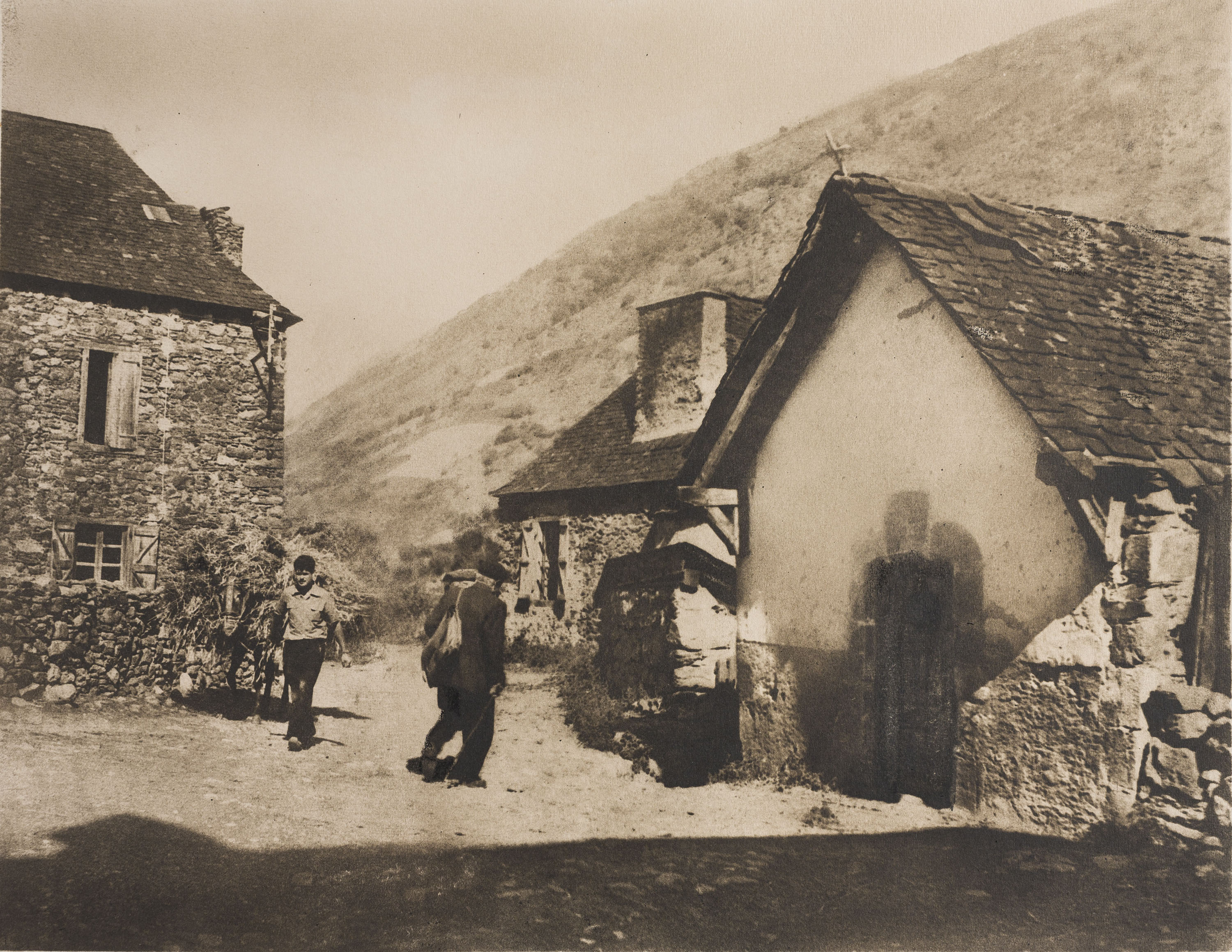 image for: Josep Maria Casals i Ariet - Carrer de poble - Cap a 1935