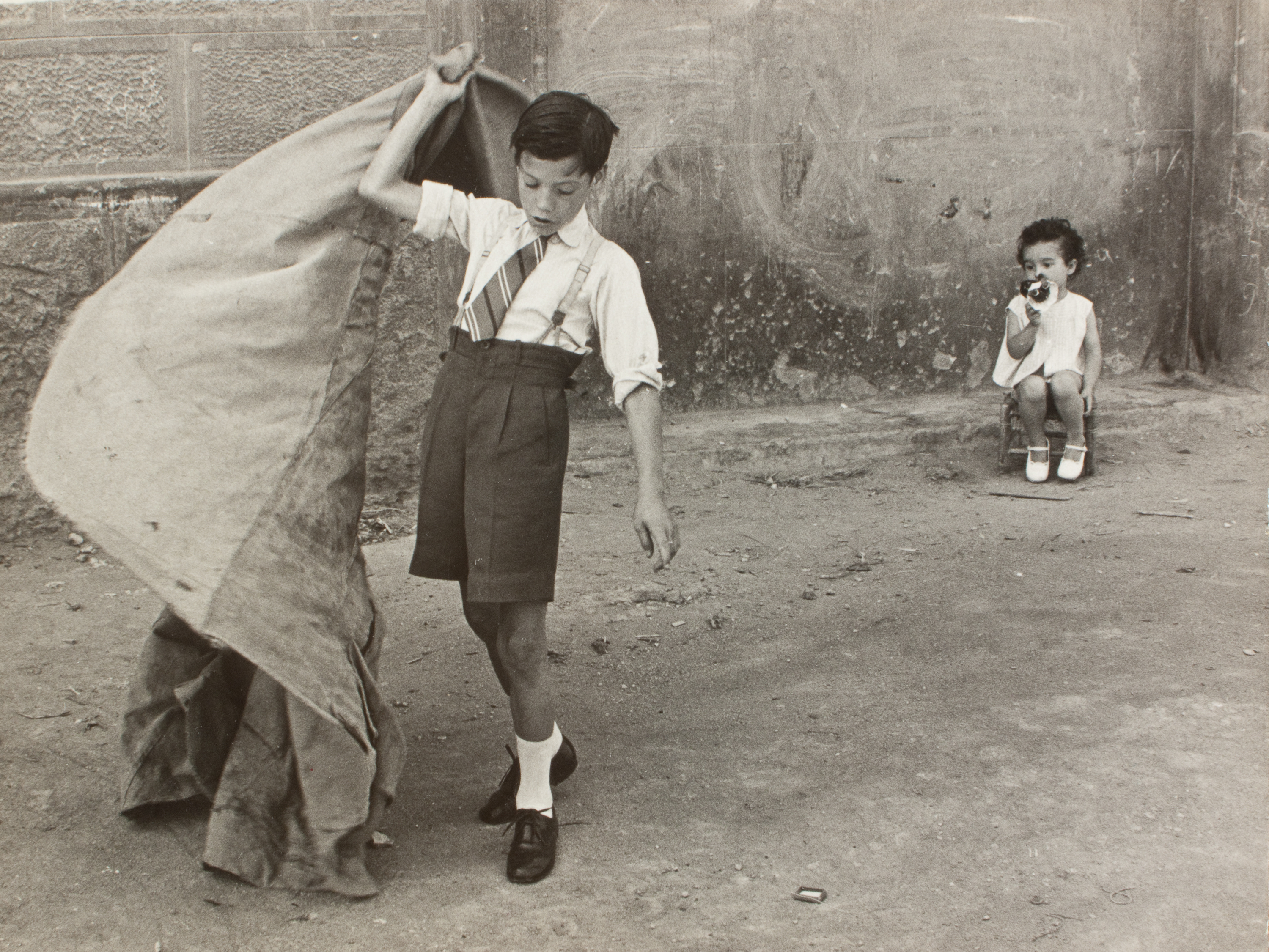 image for: Oriol Maspons - Fotografia per al llibre «Toreo de salón. Farsa con acompañamiento de clamor y murga», de Camilo José Cela - Cap a 1958-1962