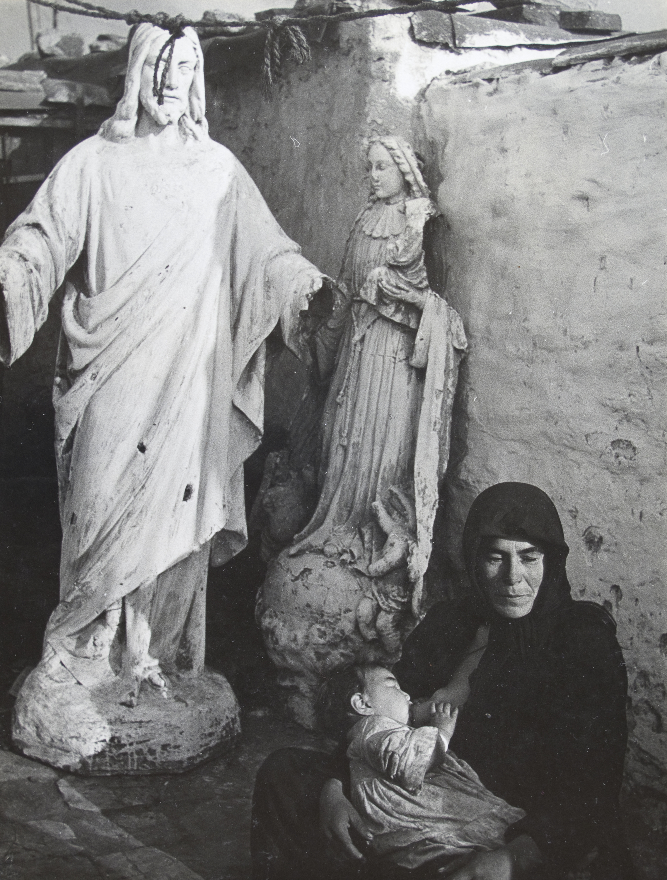 image for: Oriol Maspons - La gitana y los santos - 1956