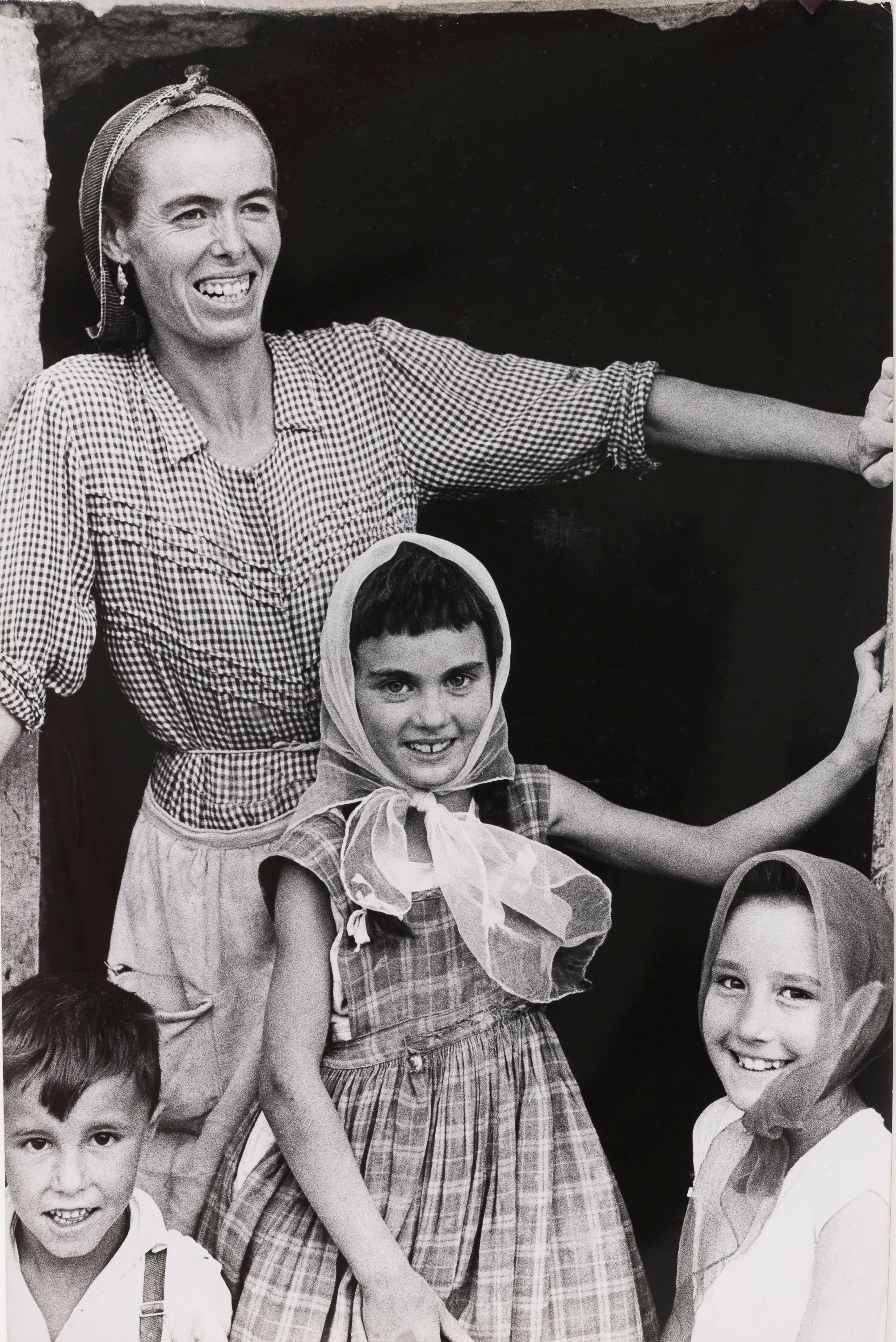 image for: Oriol Maspons - Fotografia per al llibre «Caminando por Las Hurdes», d&#039;Antonio Ferres i Armando López Salinas - 1960