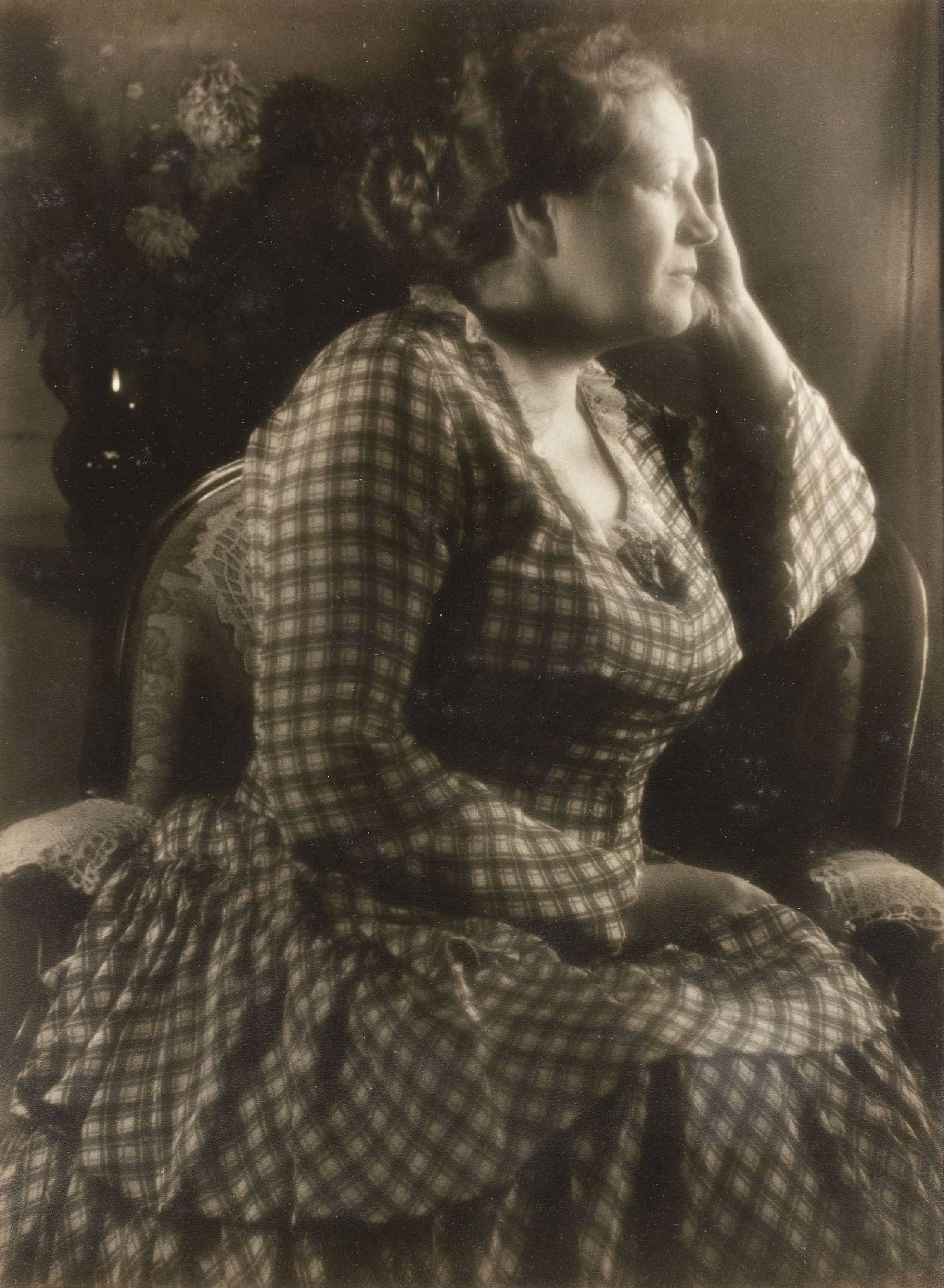 image for: Otho Lloyd - Retrat d&#039;Olga Sacharoff - Cap a 1942
