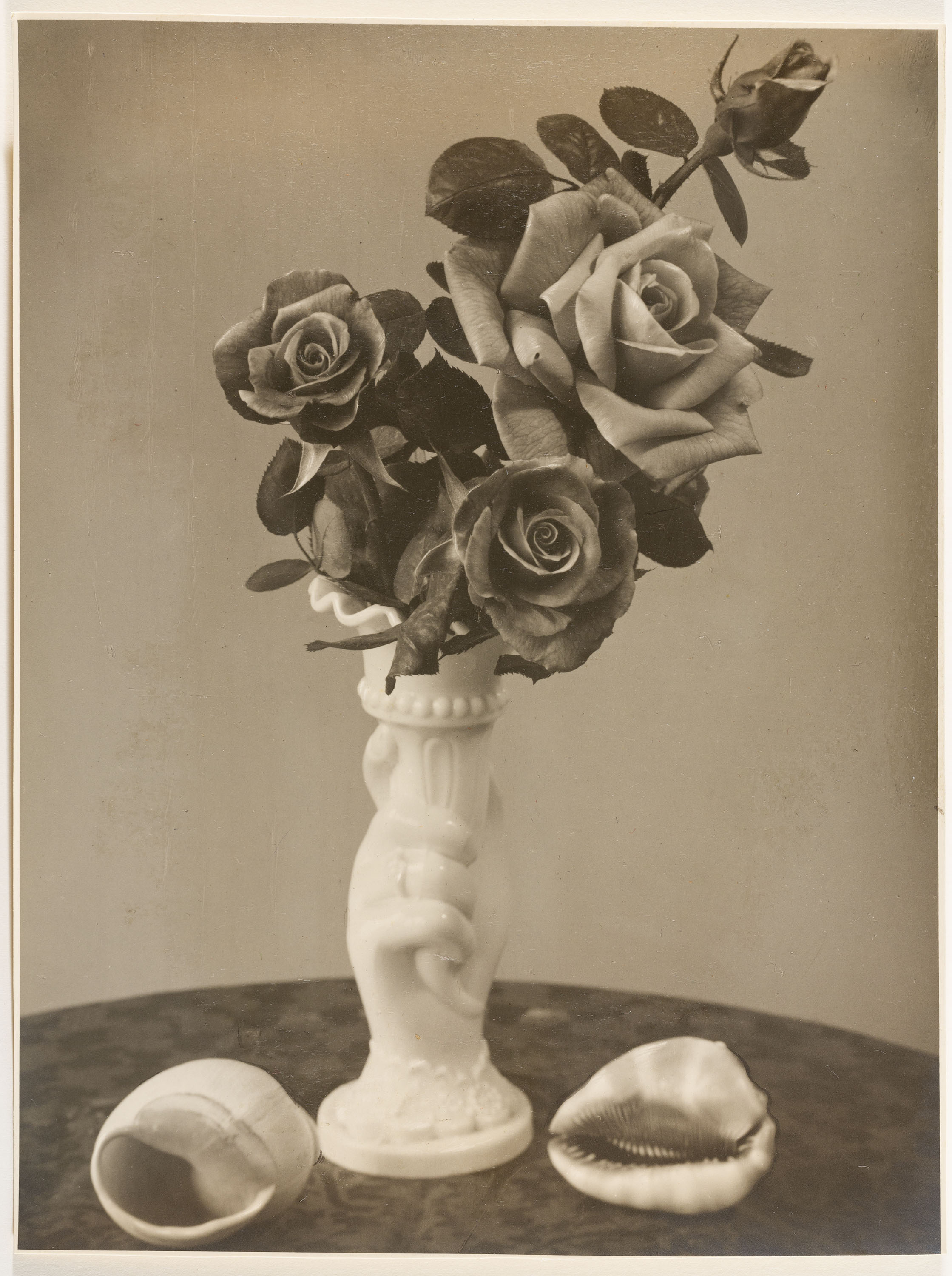 image for: Otho Lloyd - Natura morta - Cap a 1944-1950