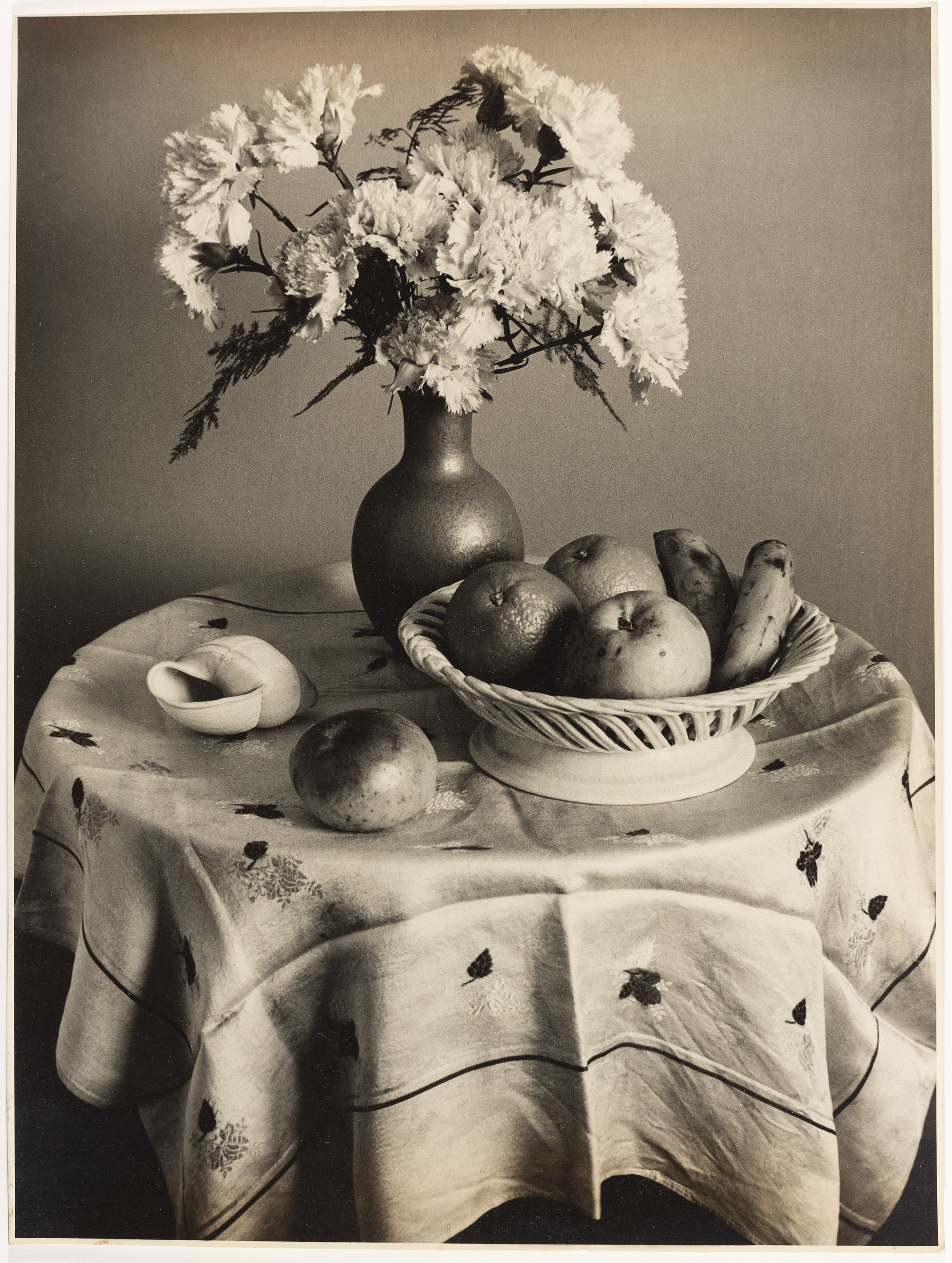 image for: Otho Lloyd - Natura morta - Cap a 1944-1950