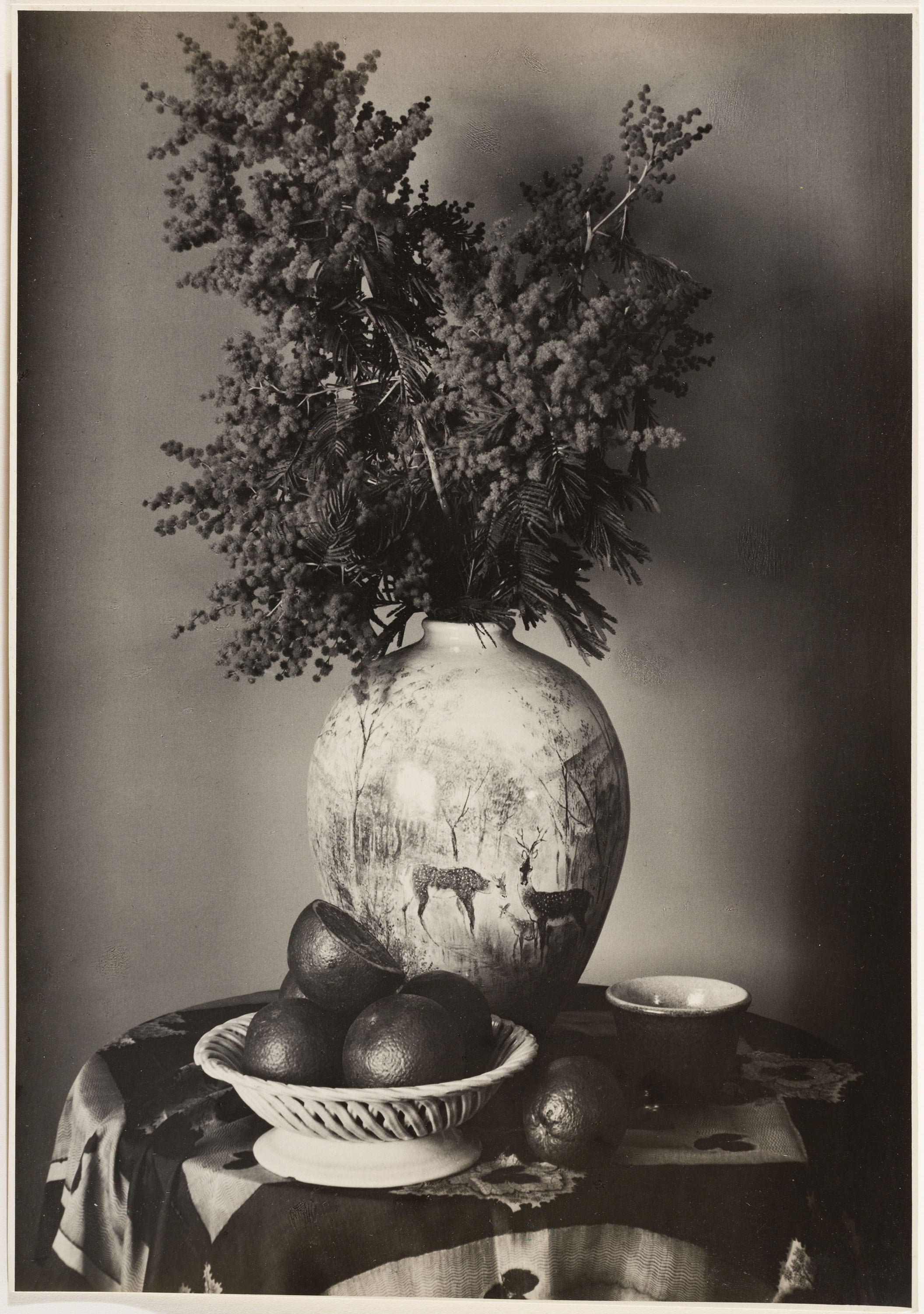 image for: Otho Lloyd - Natura morta - Cap a 1944-1950